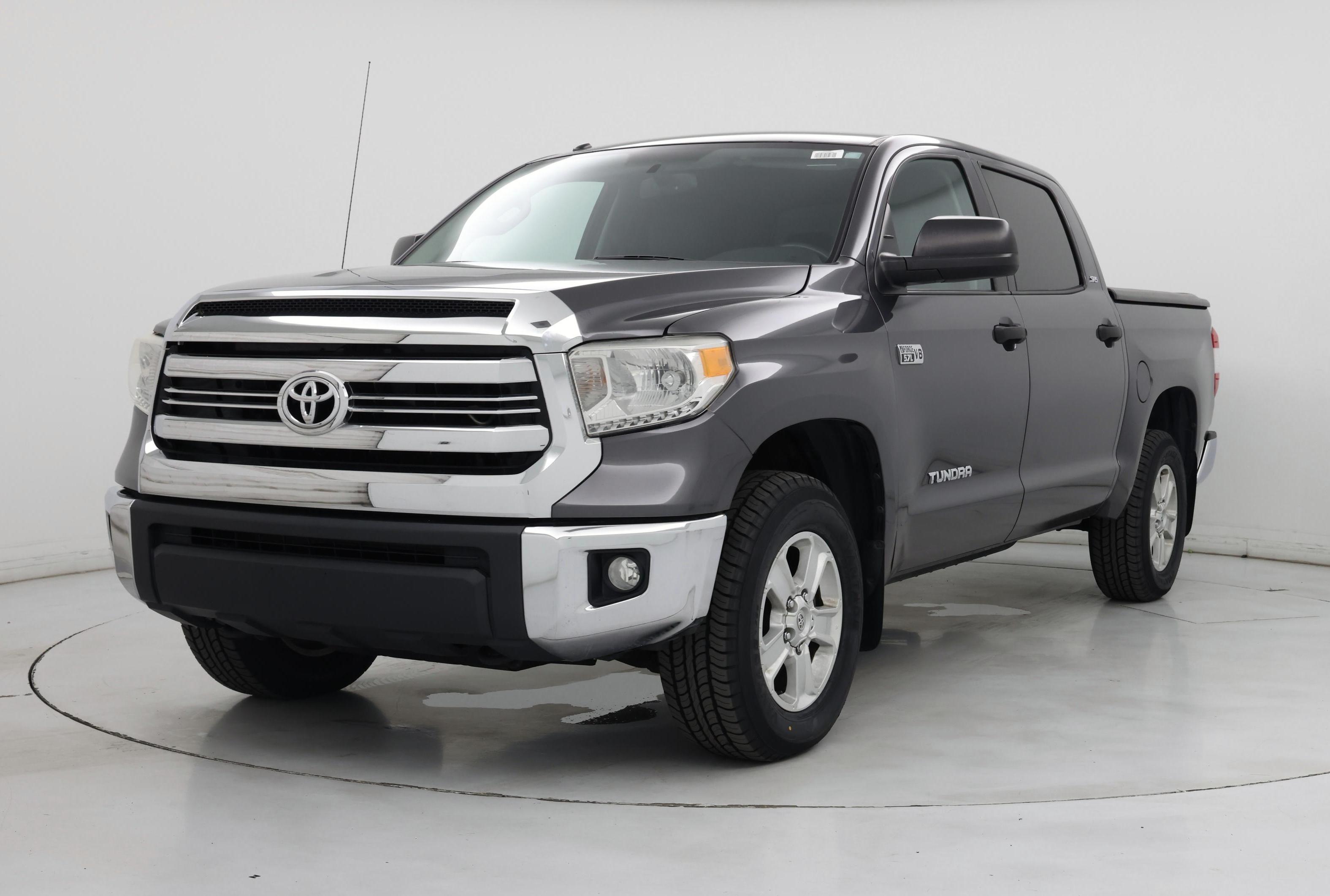 Thumbnail: 2017 Toyota Tundra - 4