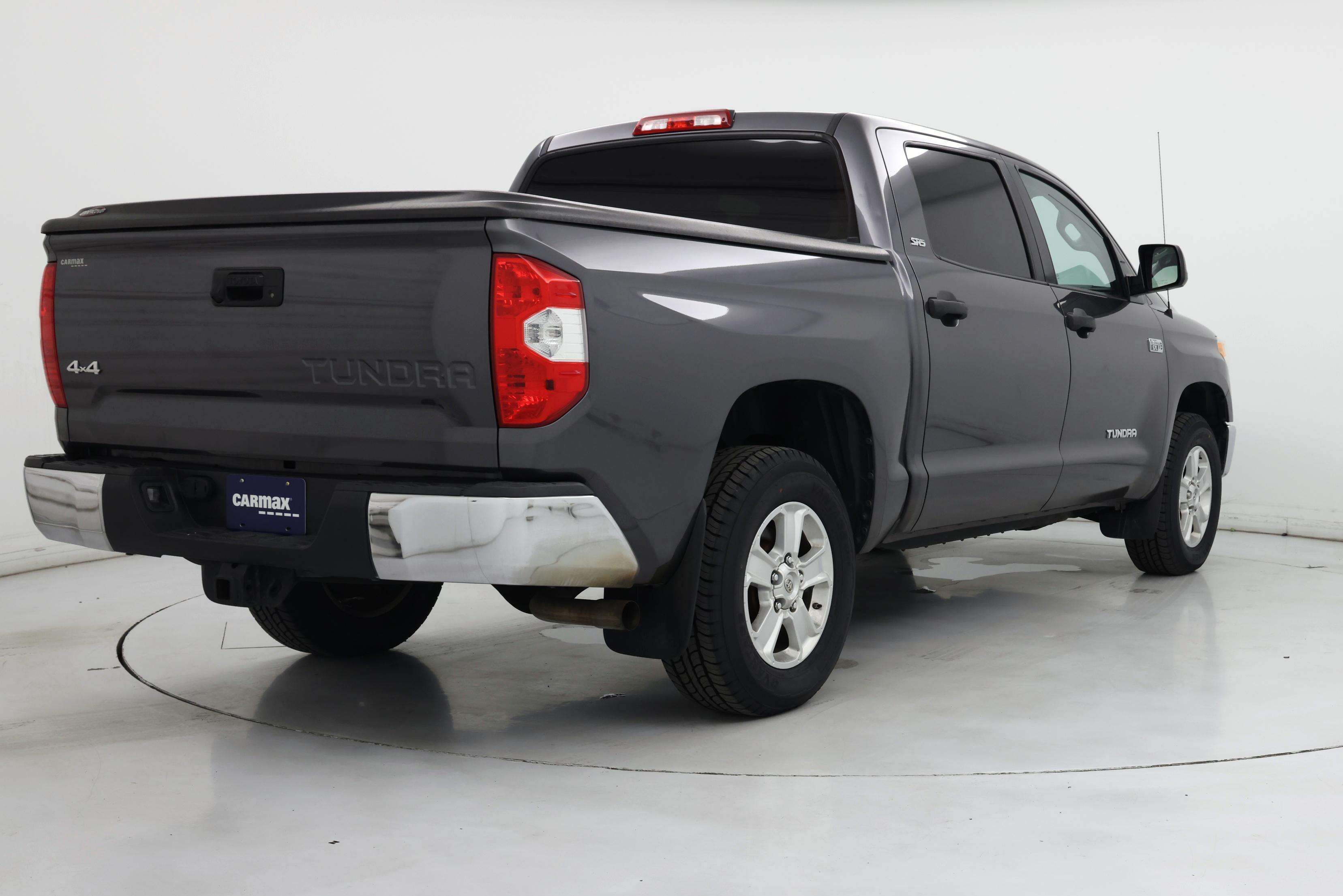 Thumbnail: 2017 Toyota Tundra - 8