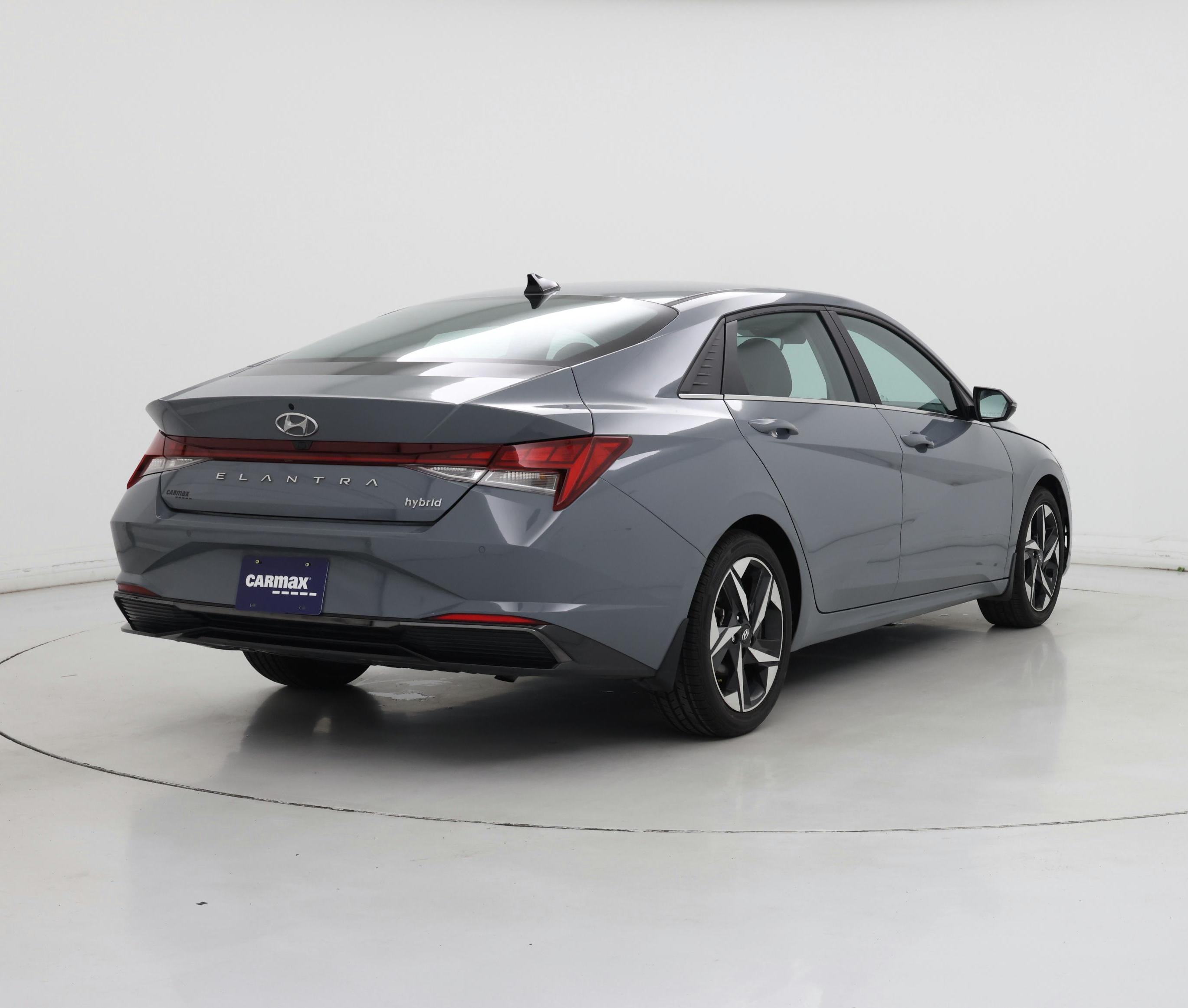Thumbnail: 2023 Hyundai Elantra - 8