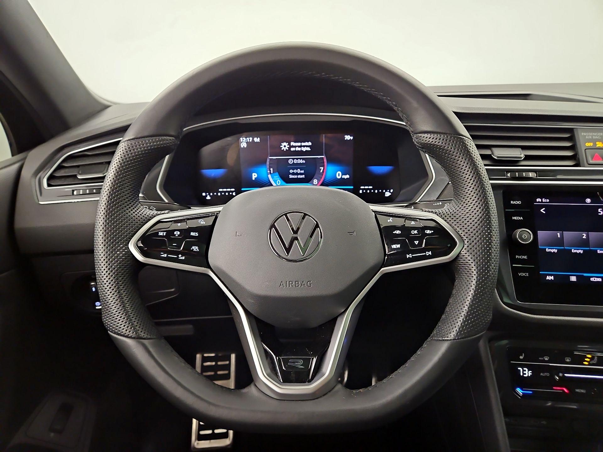 Thumbnail: 2024 Volkswagen Tiguan - 10