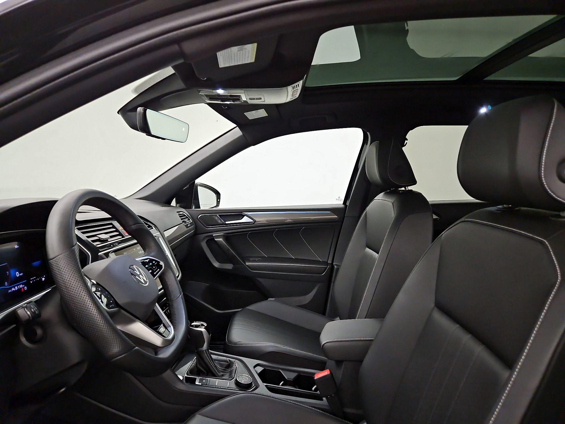 Thumbnail: 2024 Volkswagen Tiguan - 19