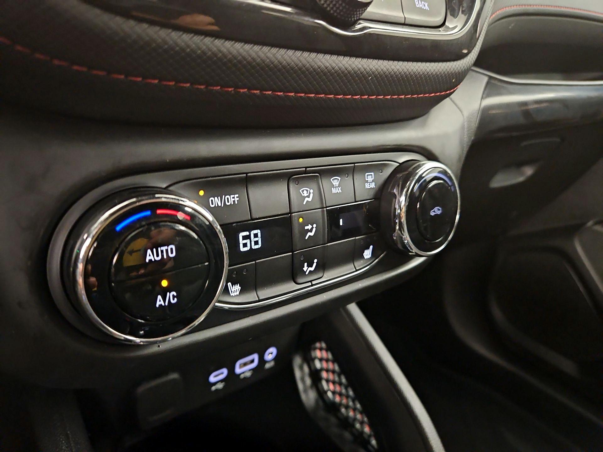 Thumbnail: 2023 Chevrolet TrailBlazer - 16