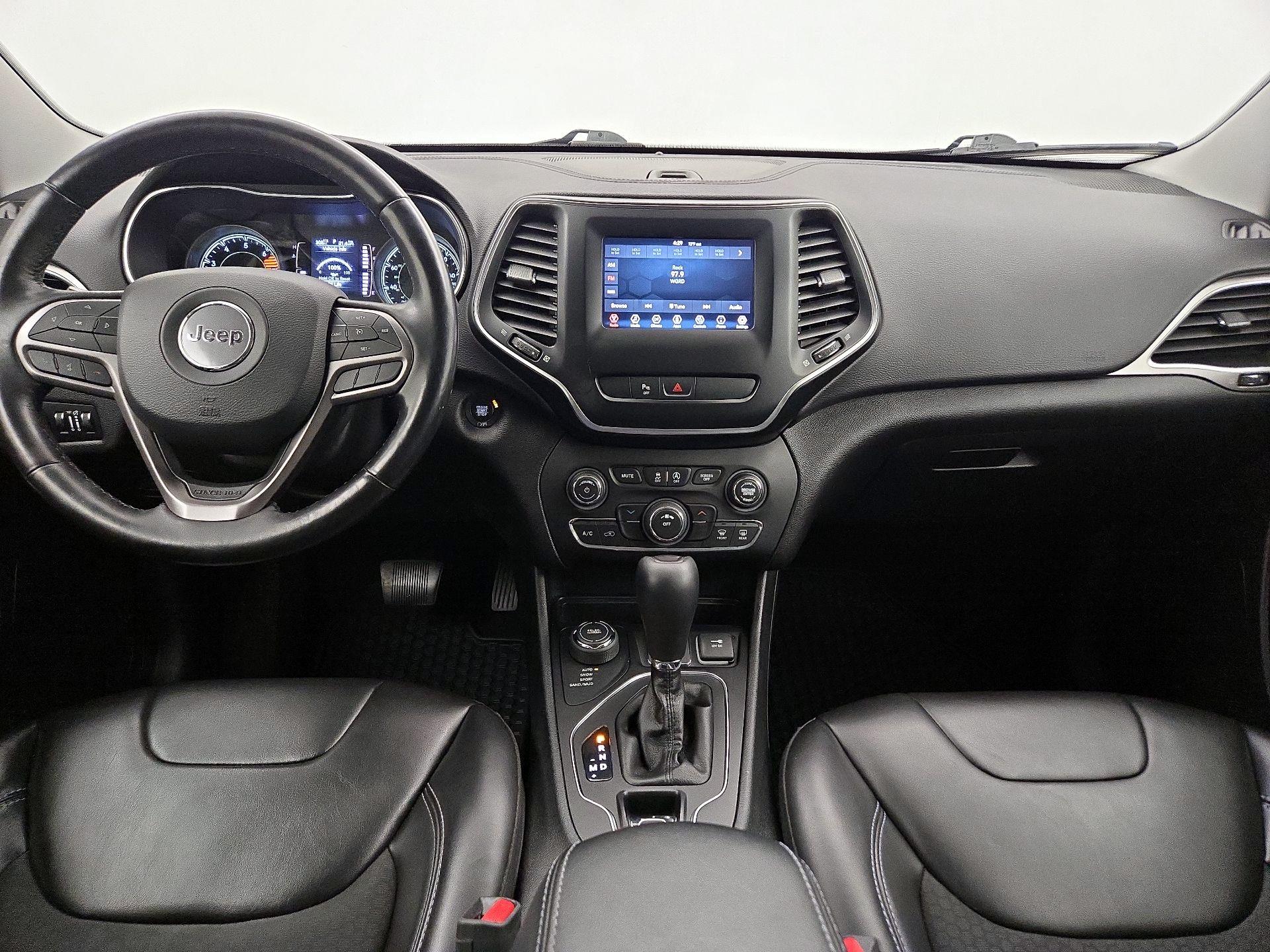 Thumbnail: 2019 Jeep Cherokee - 9