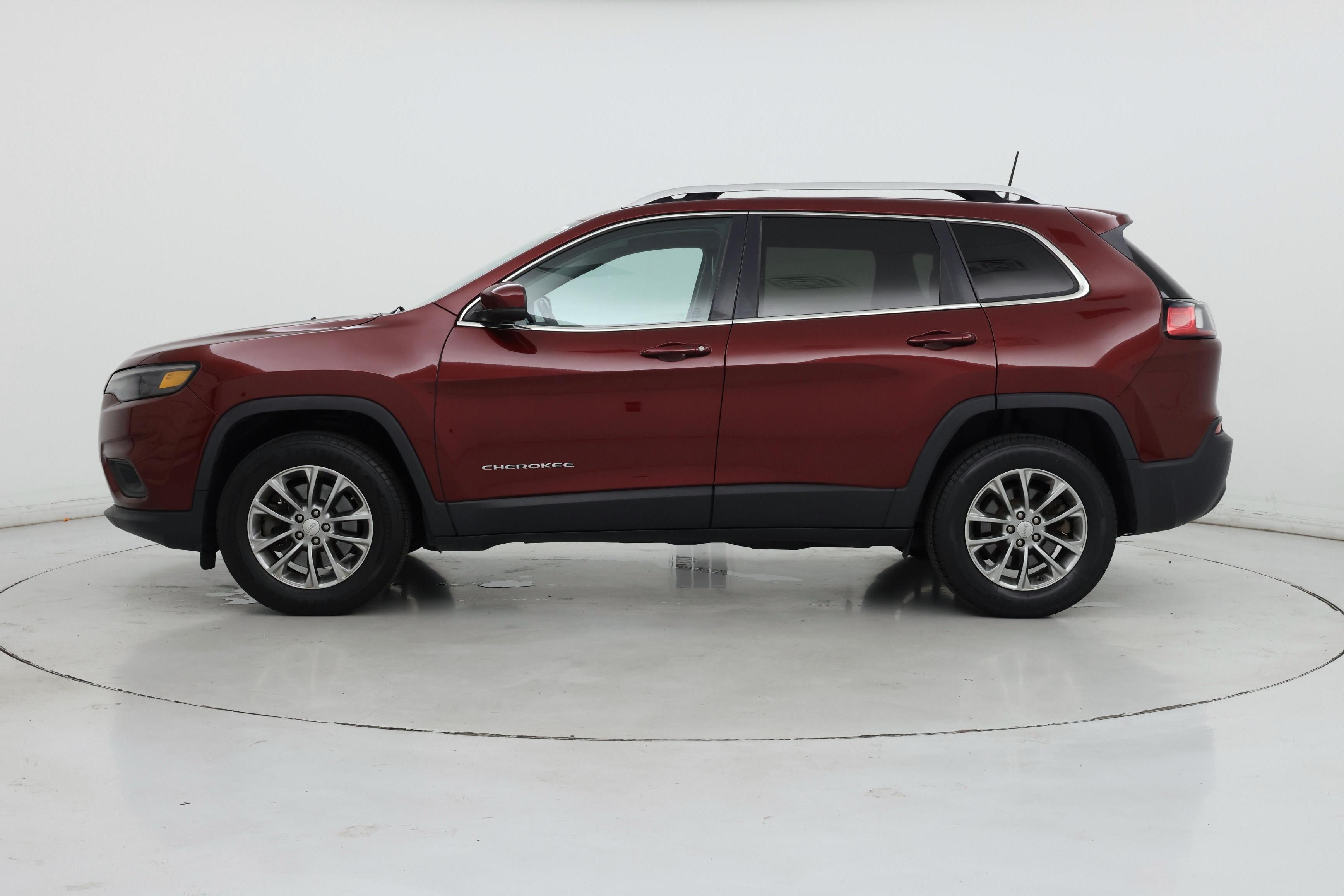 Thumbnail: 2019 Jeep Cherokee - 3