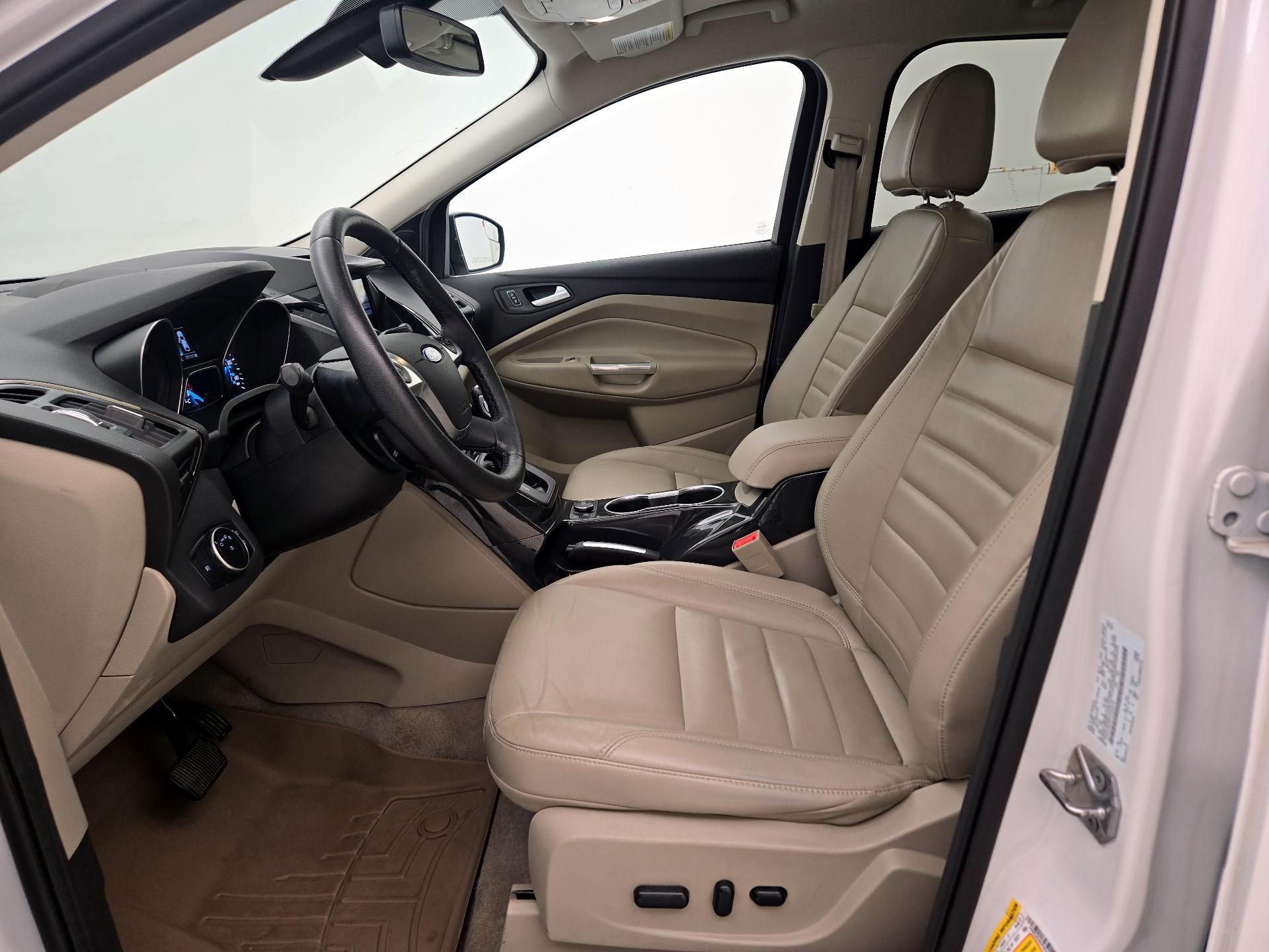 Thumbnail: 2015 Ford Escape - 11