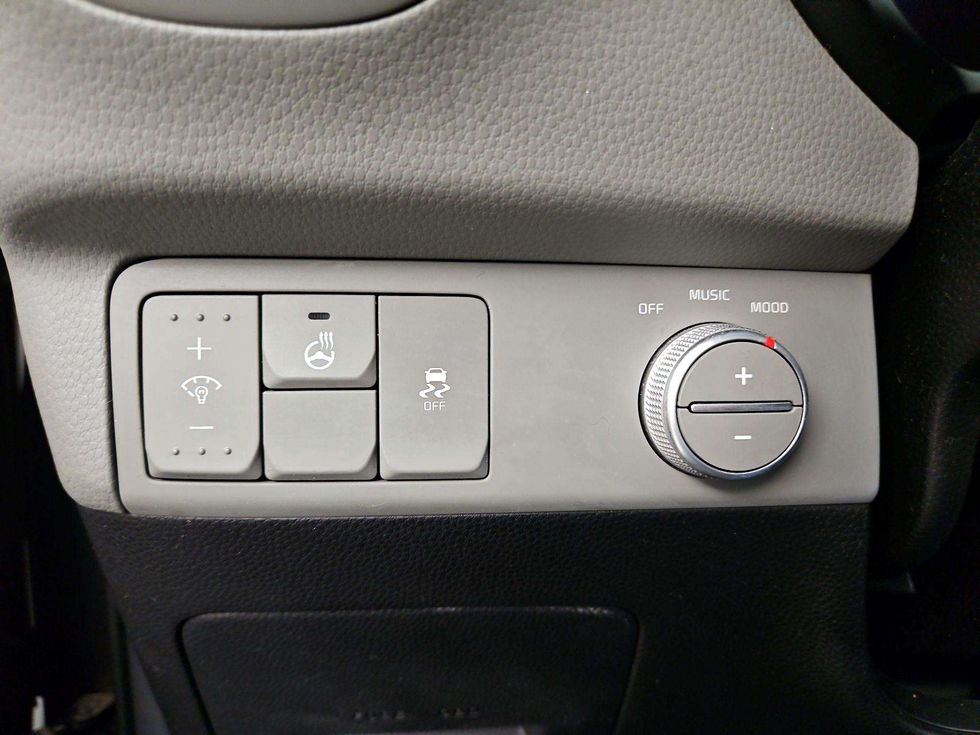Thumbnail: 2014 Kia Soul - 11