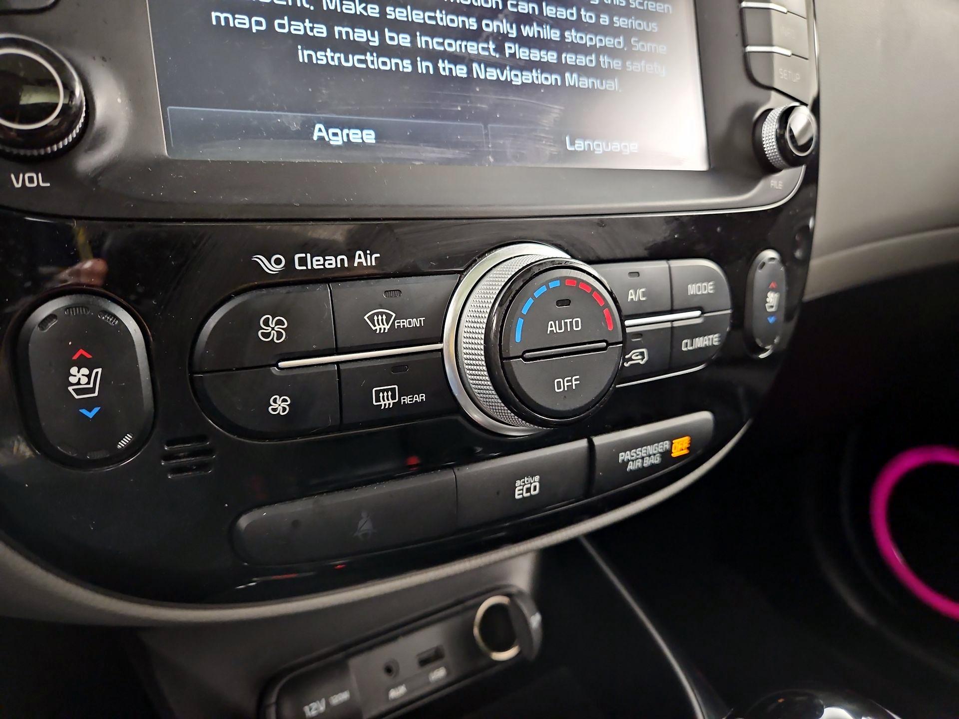 Thumbnail: 2014 Kia Soul - 15