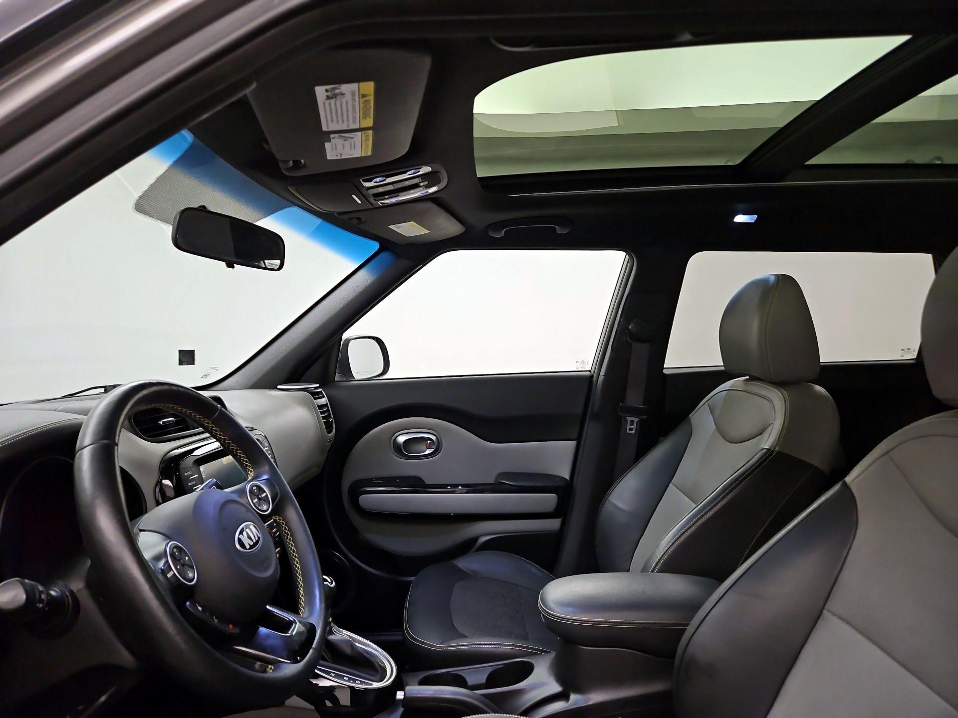 Thumbnail: 2014 Kia Soul - 18