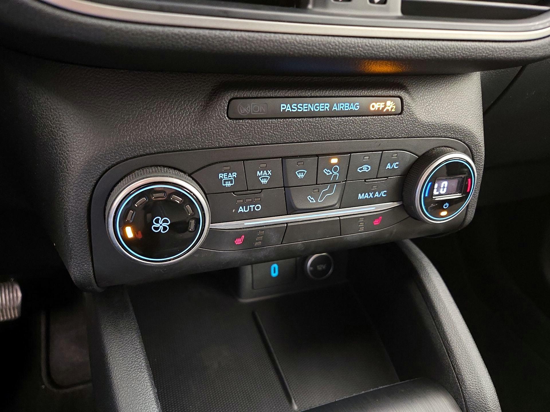 Thumbnail: 2020 Ford Escape - 16