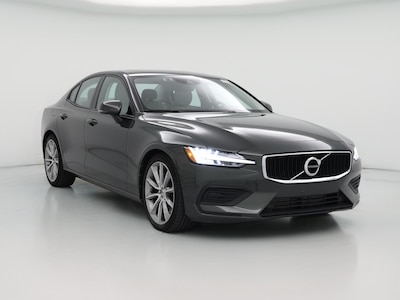 2020 Volvo S60 T6 Momentum