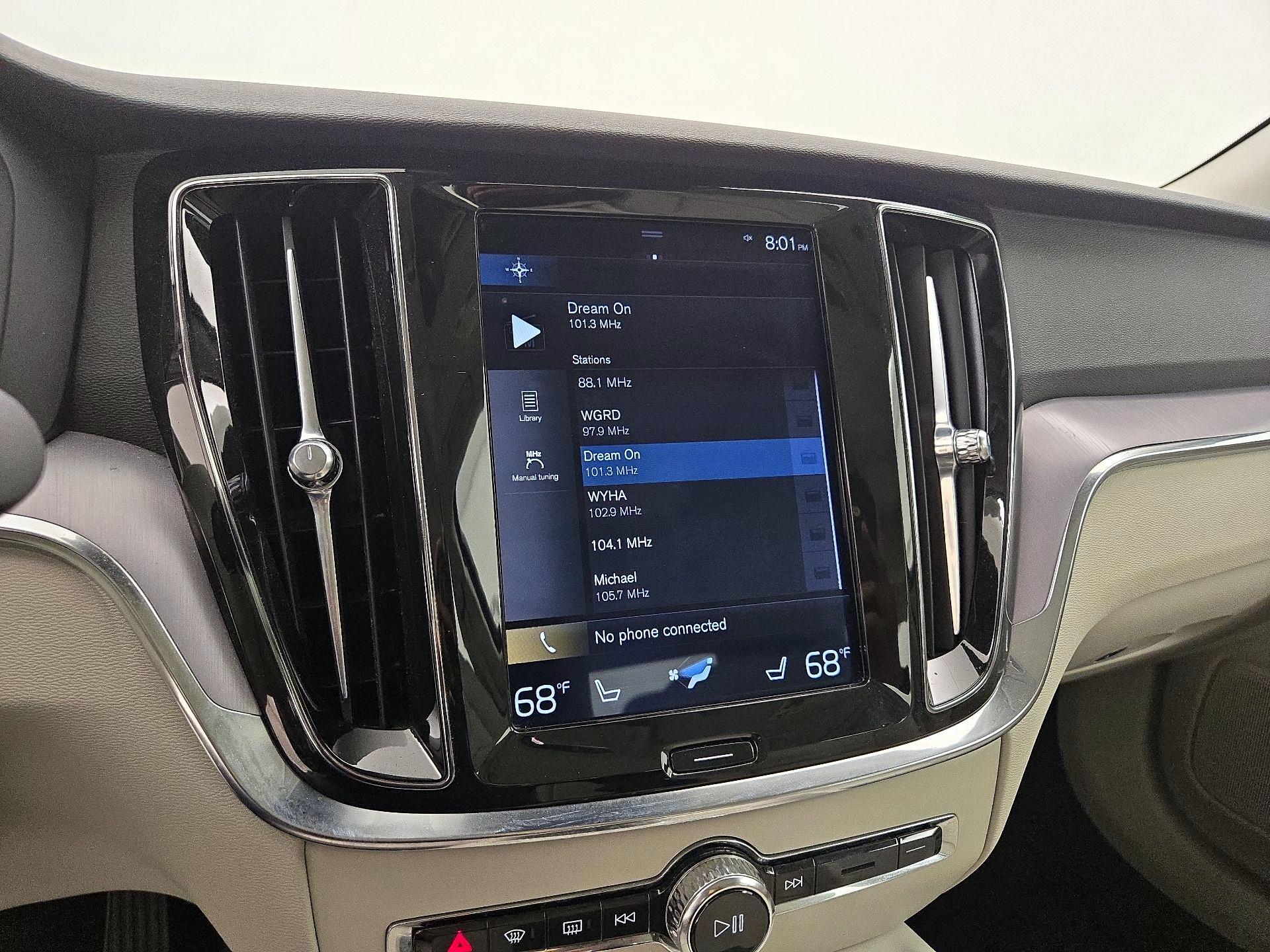 Thumbnail: 2020 Volvo S60 - 16