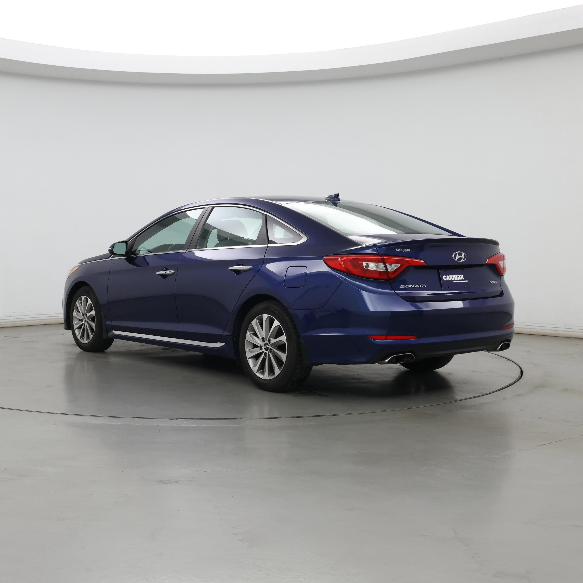 Thumbnail: 2015 Hyundai Sonata - 2