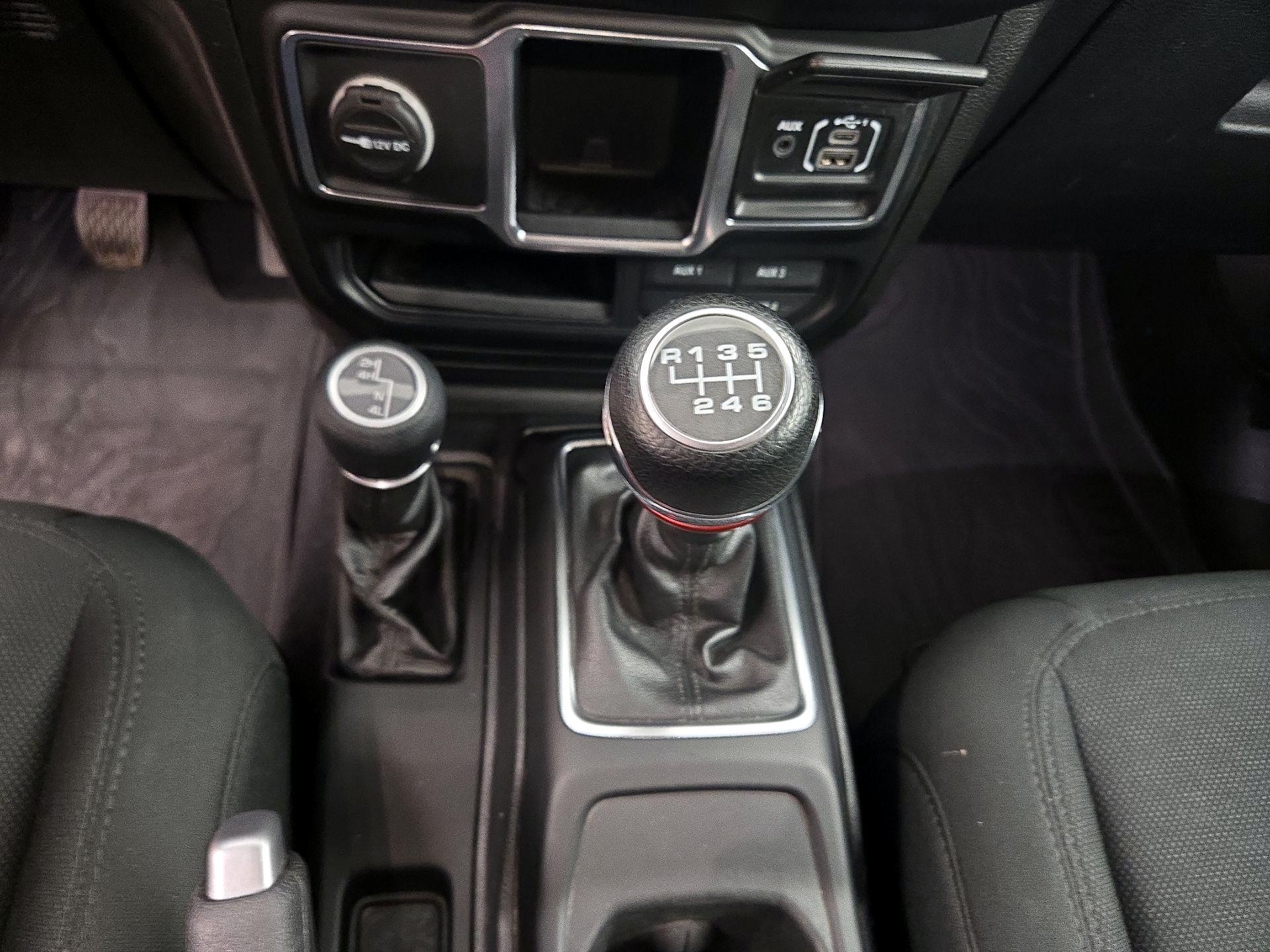 Thumbnail: 2020 Jeep Wrangler - 17