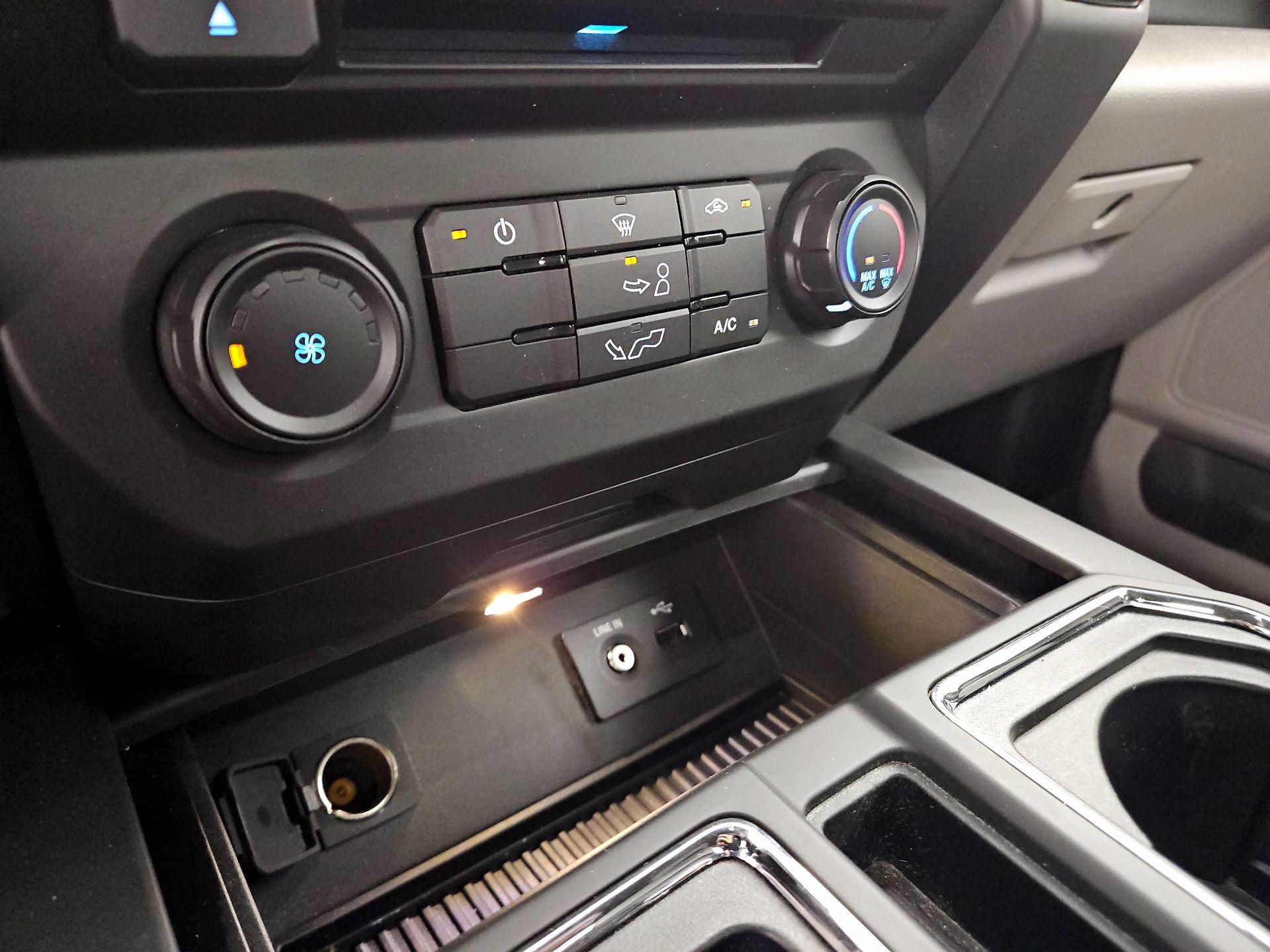 Thumbnail: 2015 Ford F-150 - 15