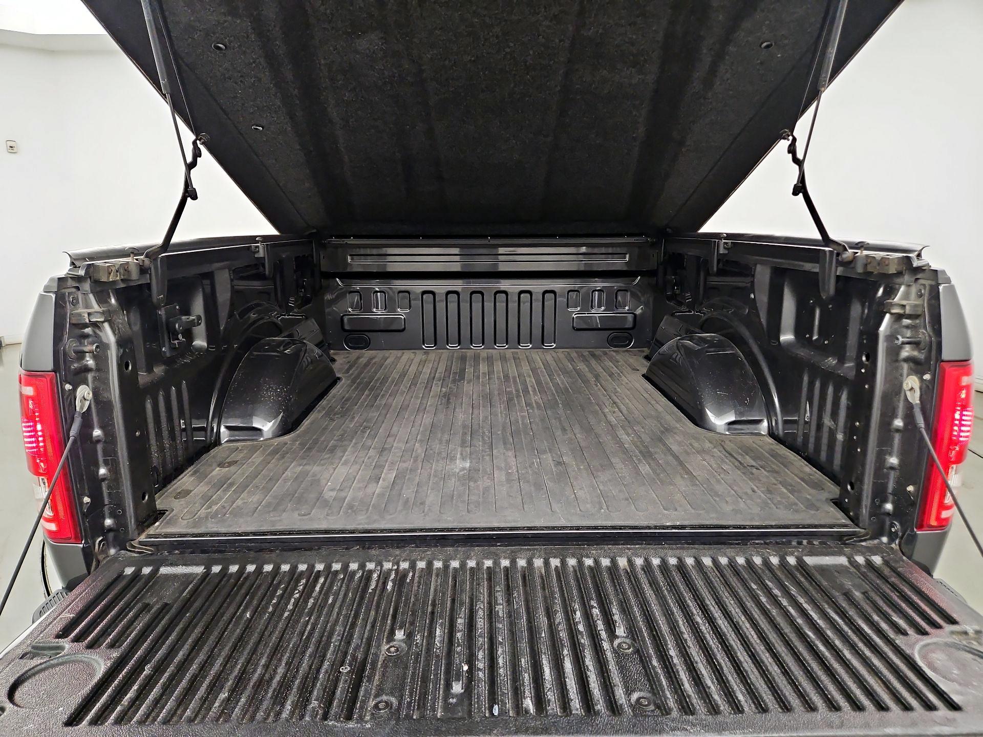 Thumbnail: 2015 Ford F-150 - 19