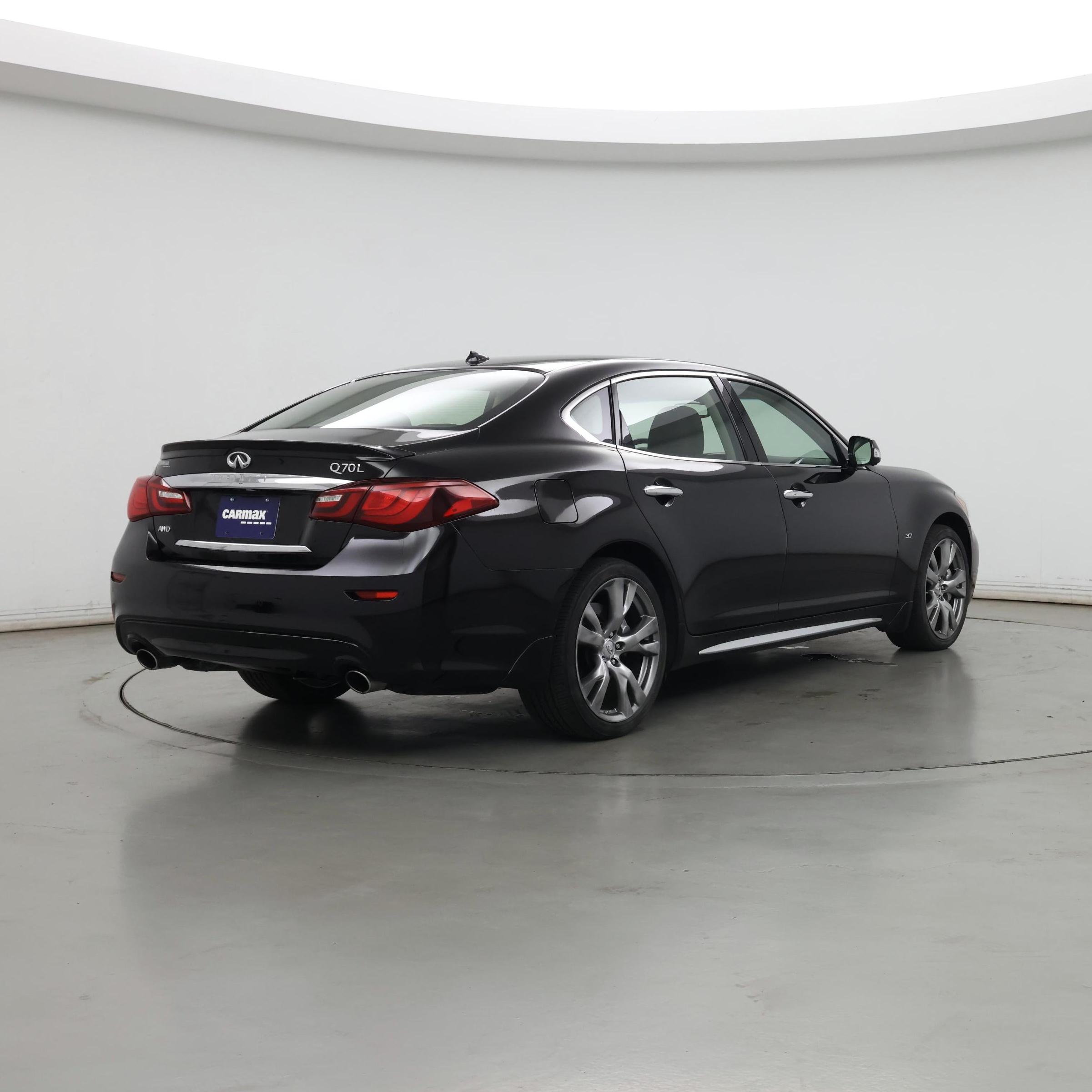 Thumbnail: 2016 INFINITI Q70 - 8
