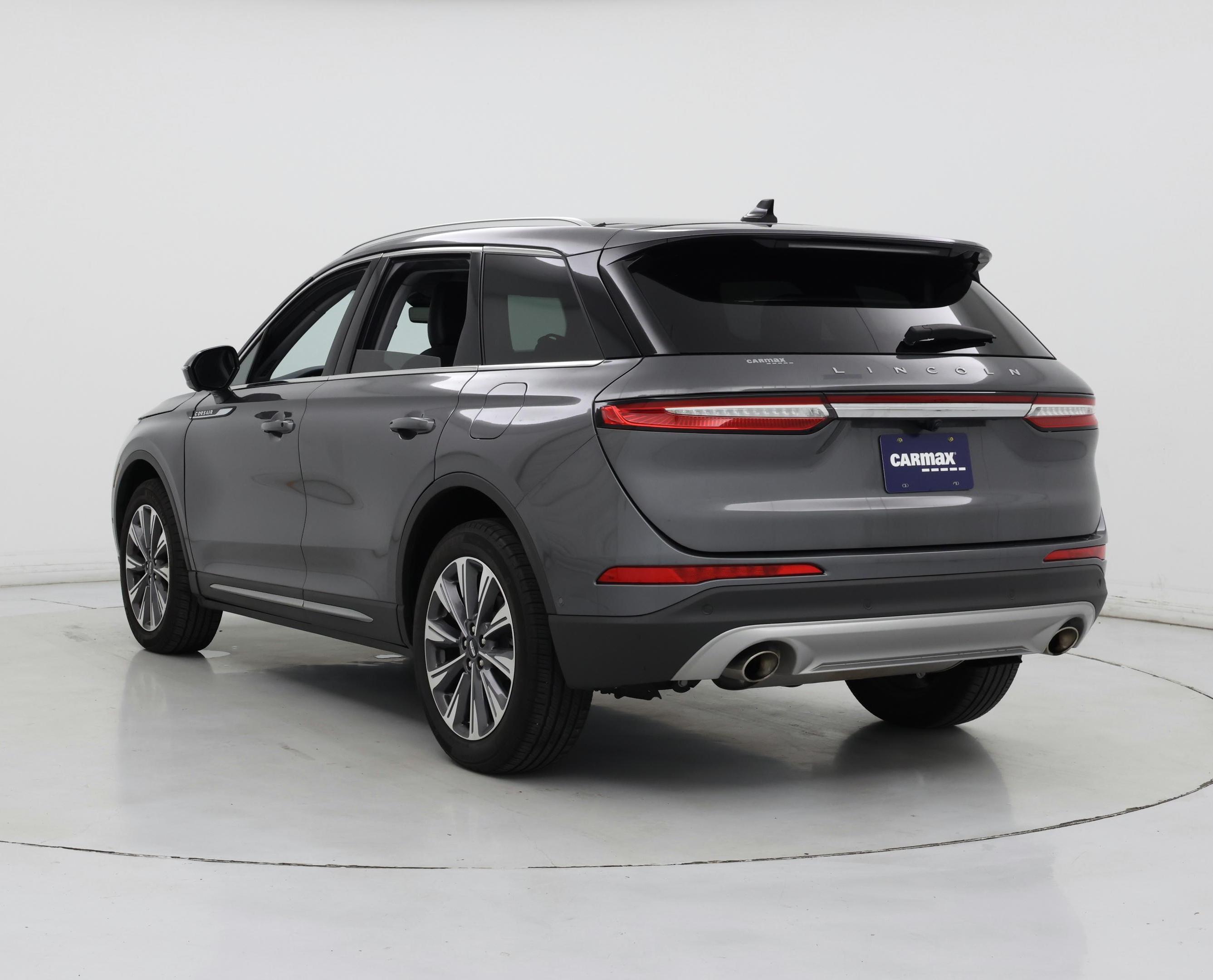 Thumbnail: 2022 Lincoln Corsair - 2