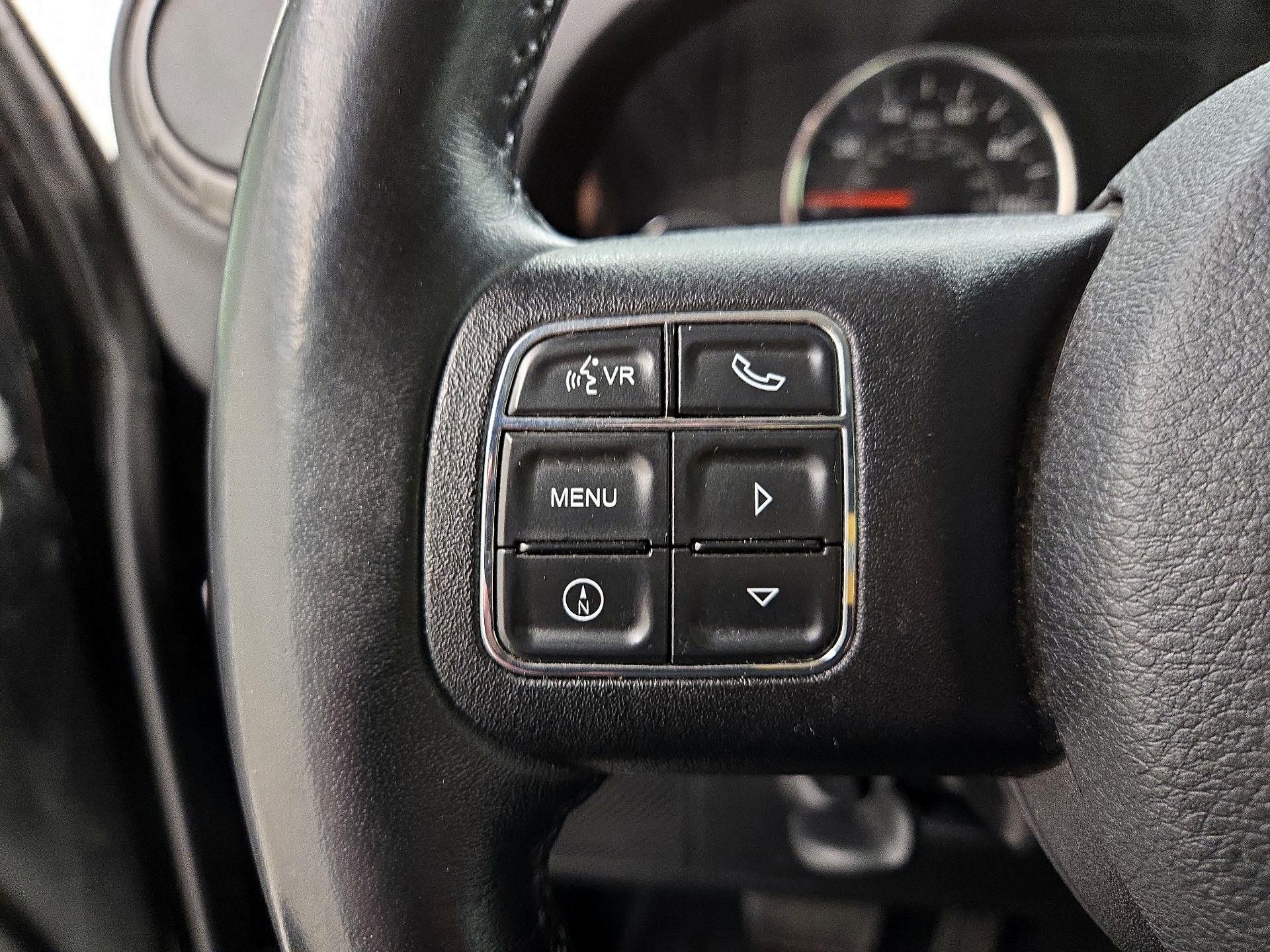 Thumbnail: 2016 Jeep Wrangler - 13