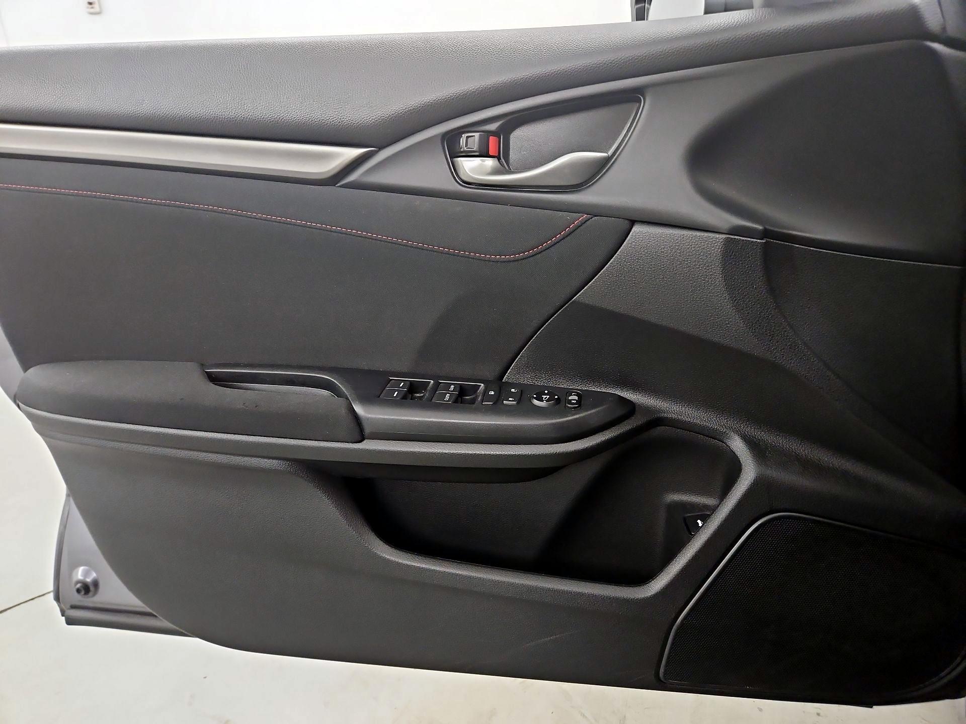 Thumbnail: 2019 Honda Civic - 12