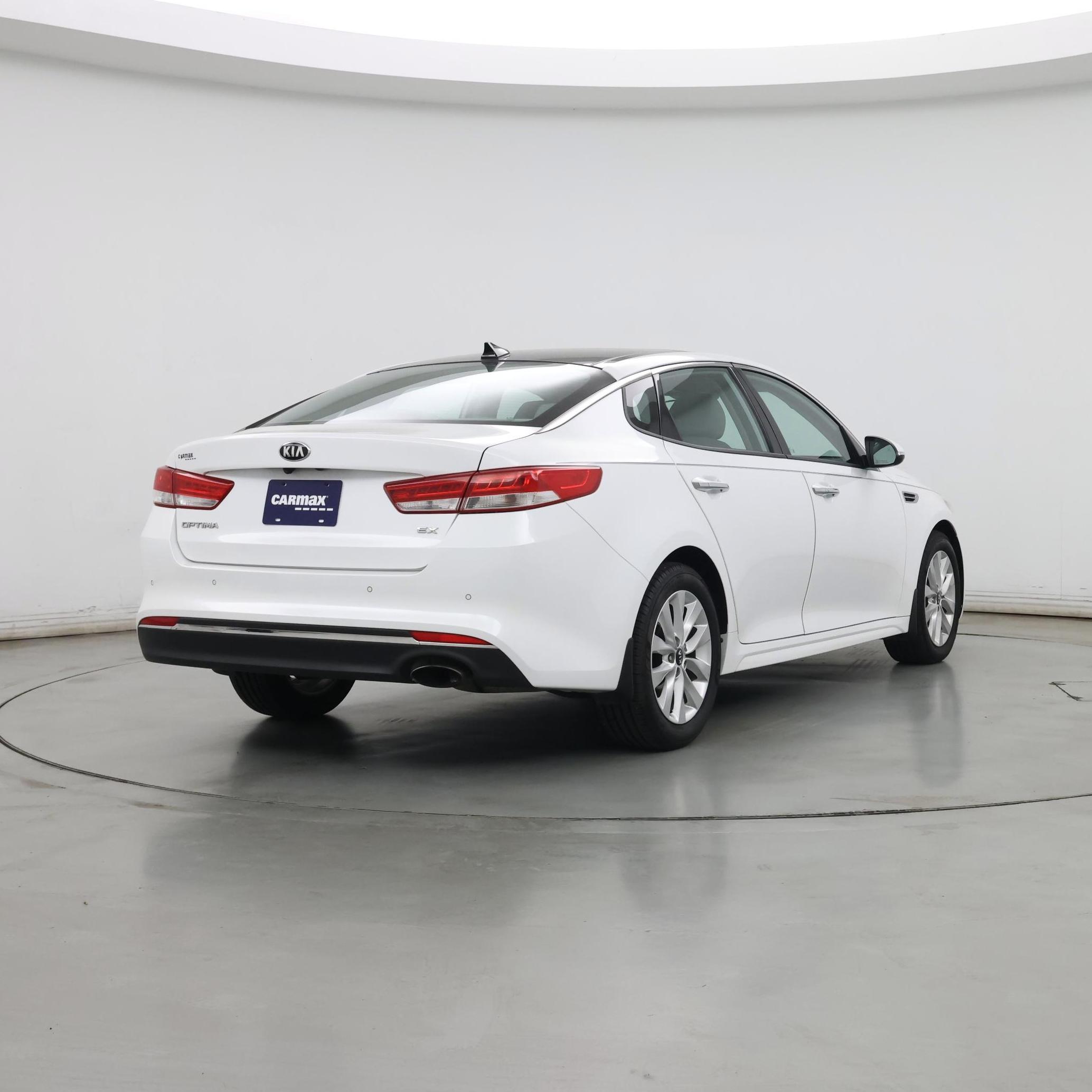 Thumbnail: 2018 Kia Optima - 8