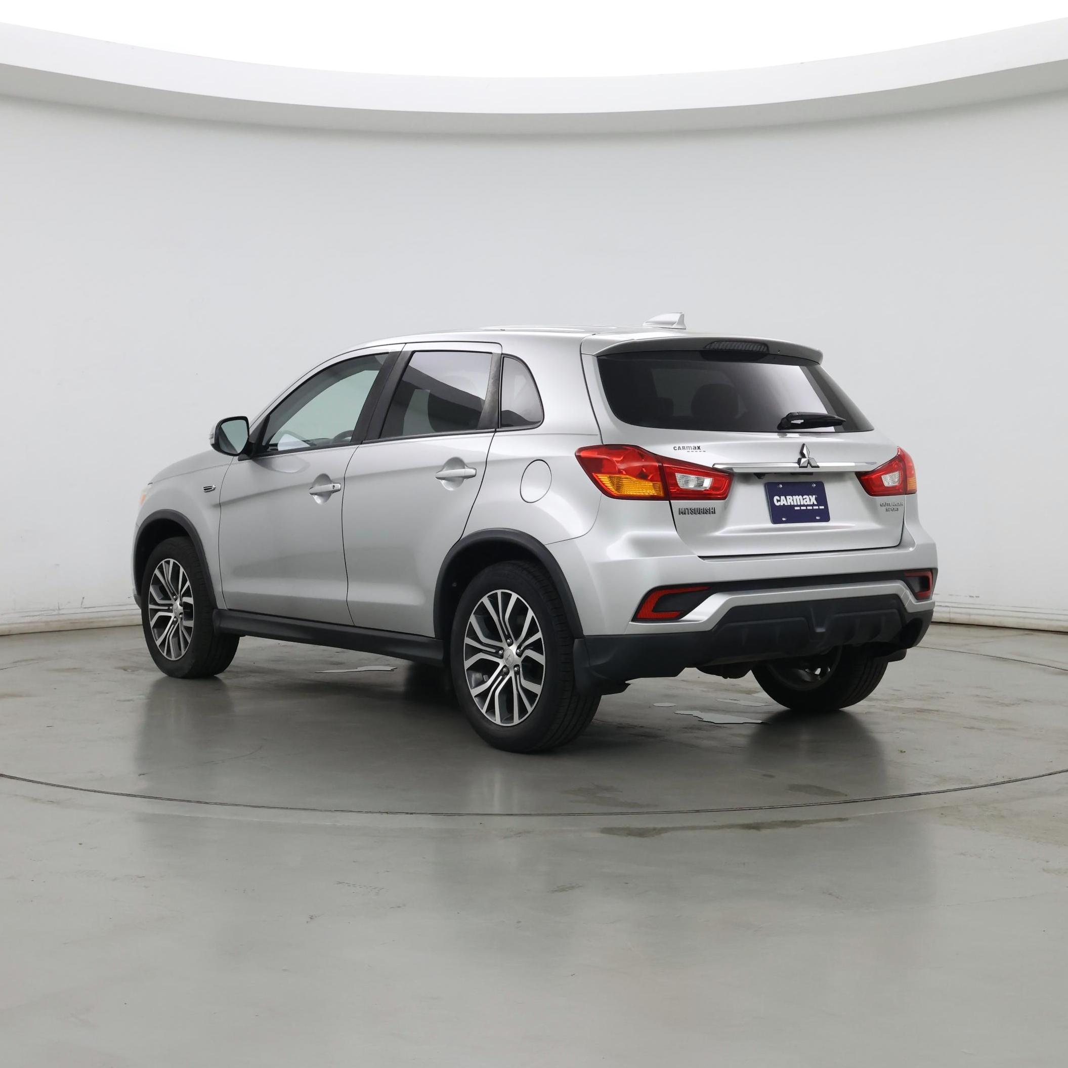 Thumbnail: 2018 Mitsubishi Outlander Sport - 2