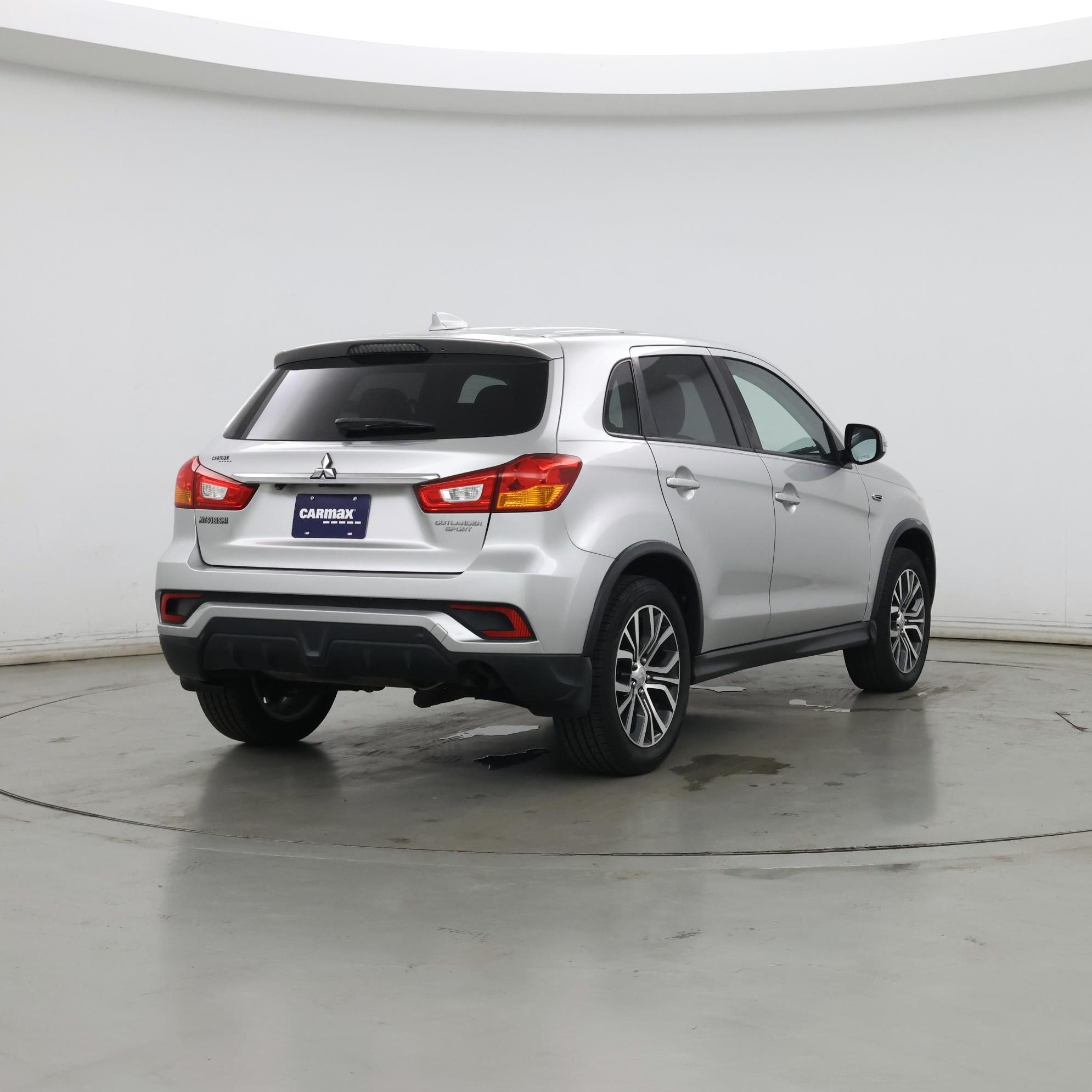 Thumbnail: 2018 Mitsubishi Outlander Sport - 8