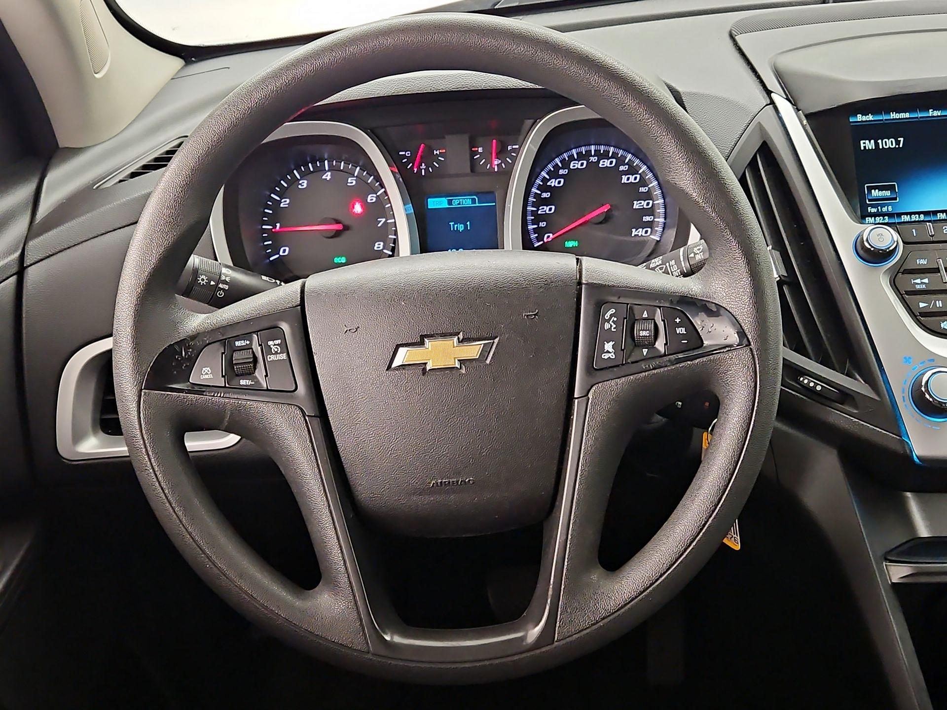 Thumbnail: 2017 Chevrolet Equinox - 10