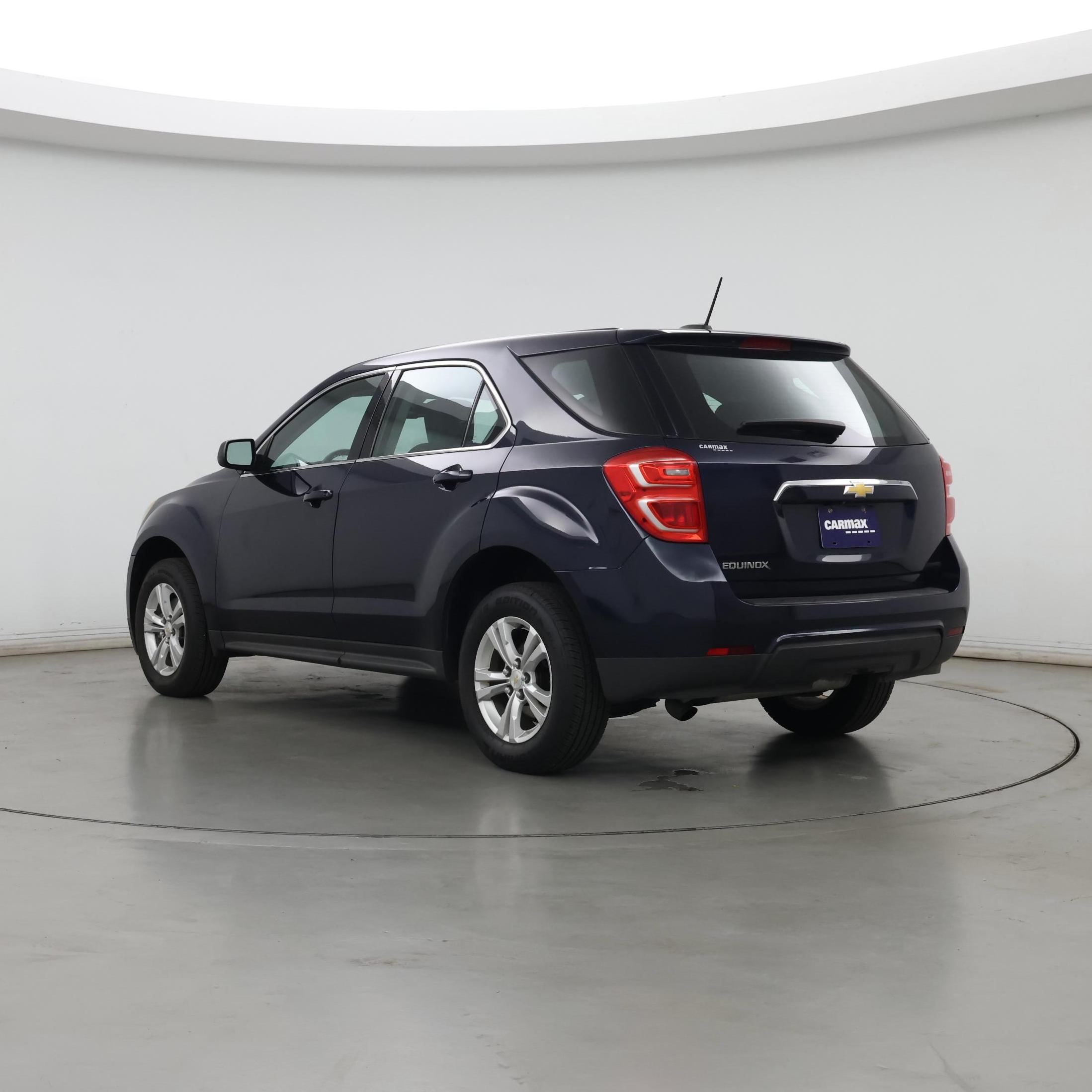 Thumbnail: 2017 Chevrolet Equinox - 2