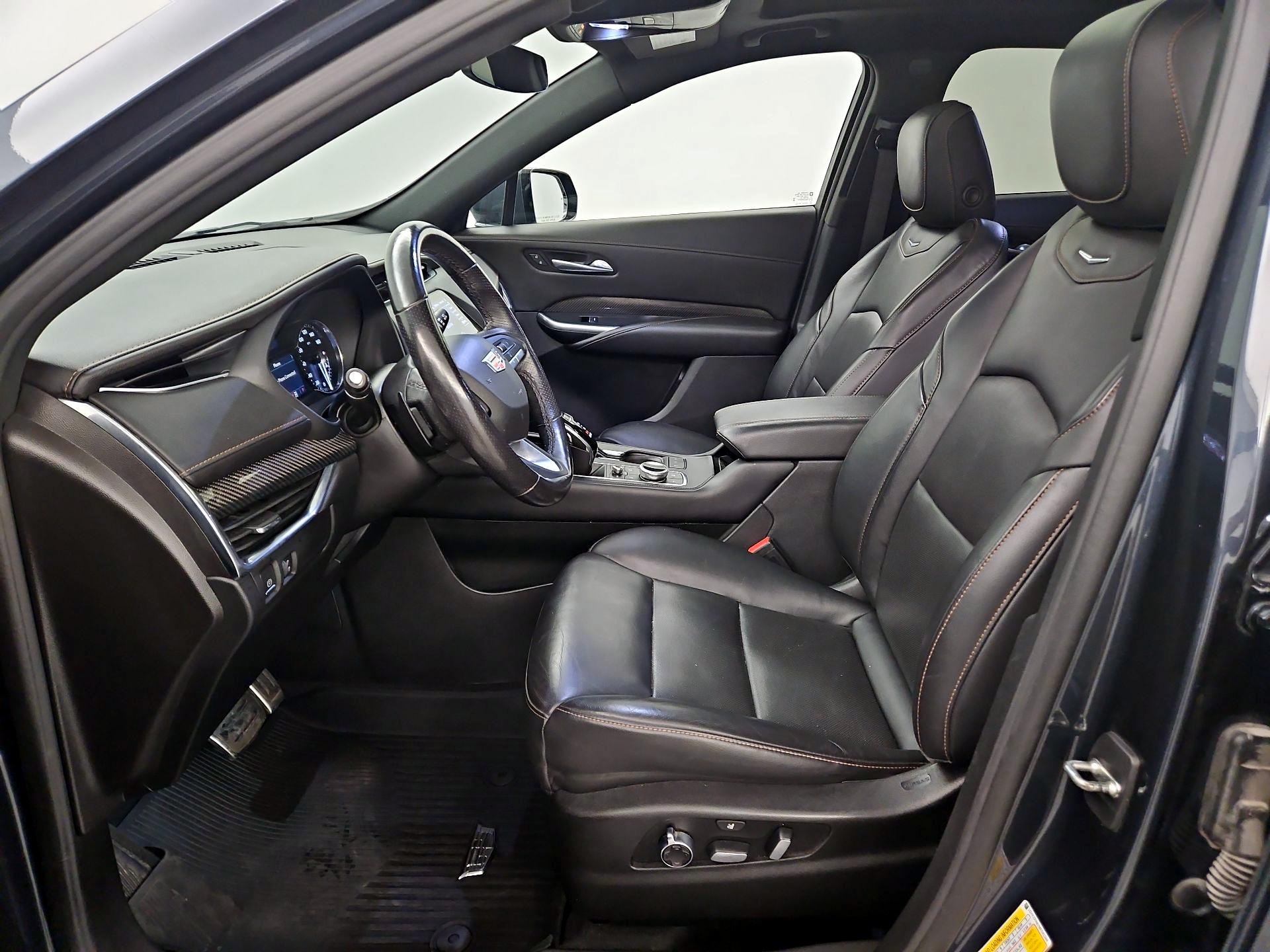 Thumbnail: 2021 Cadillac XT4 - 11