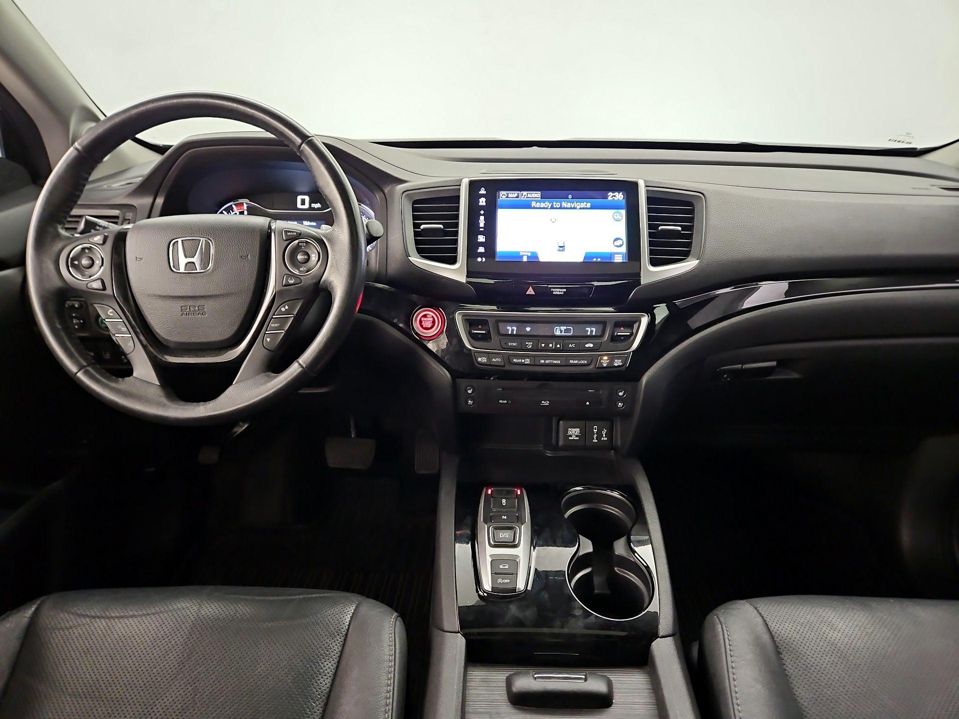 Thumbnail: 2018 Honda Pilot - 9