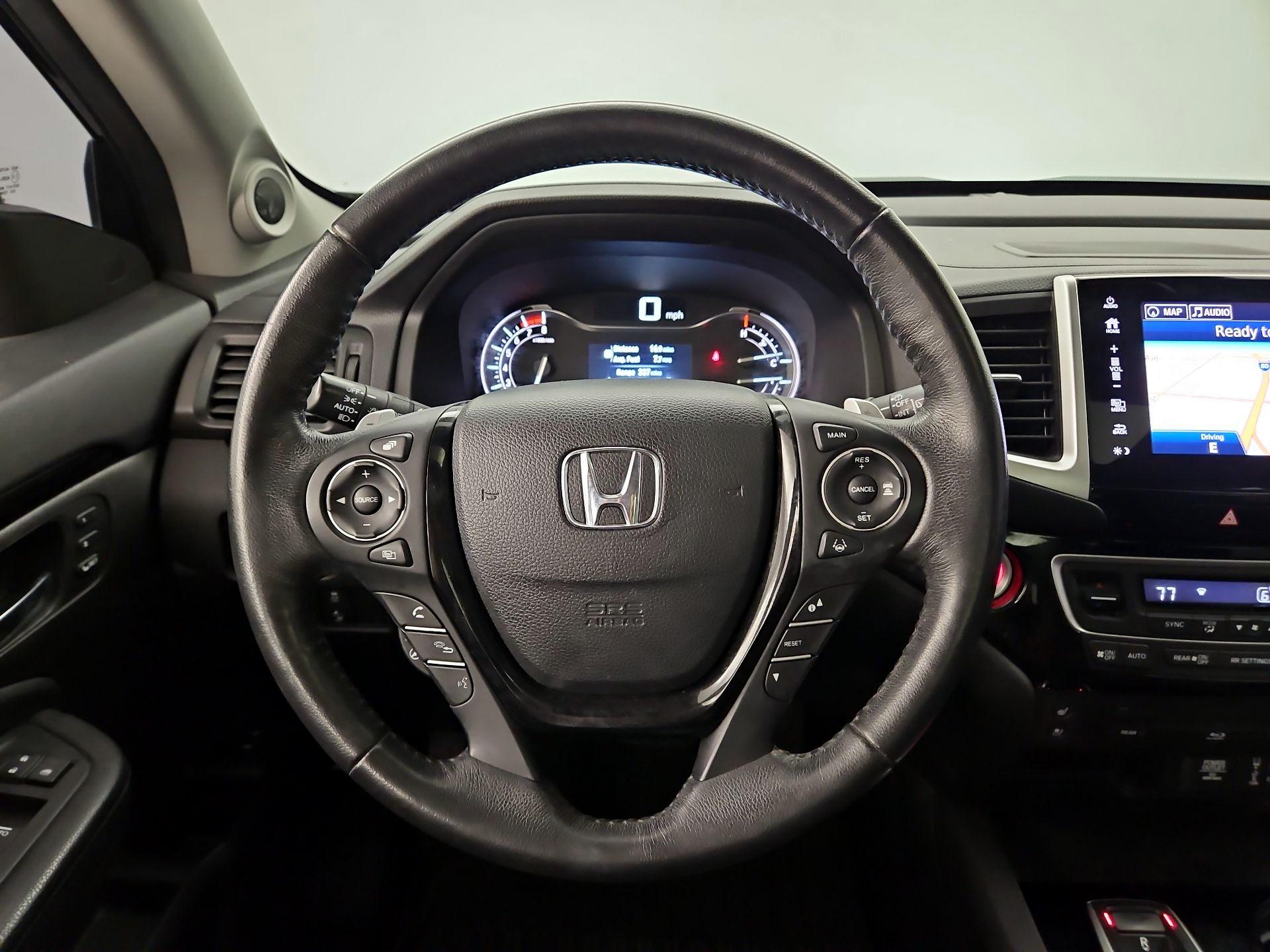 Thumbnail: 2018 Honda Pilot - 10