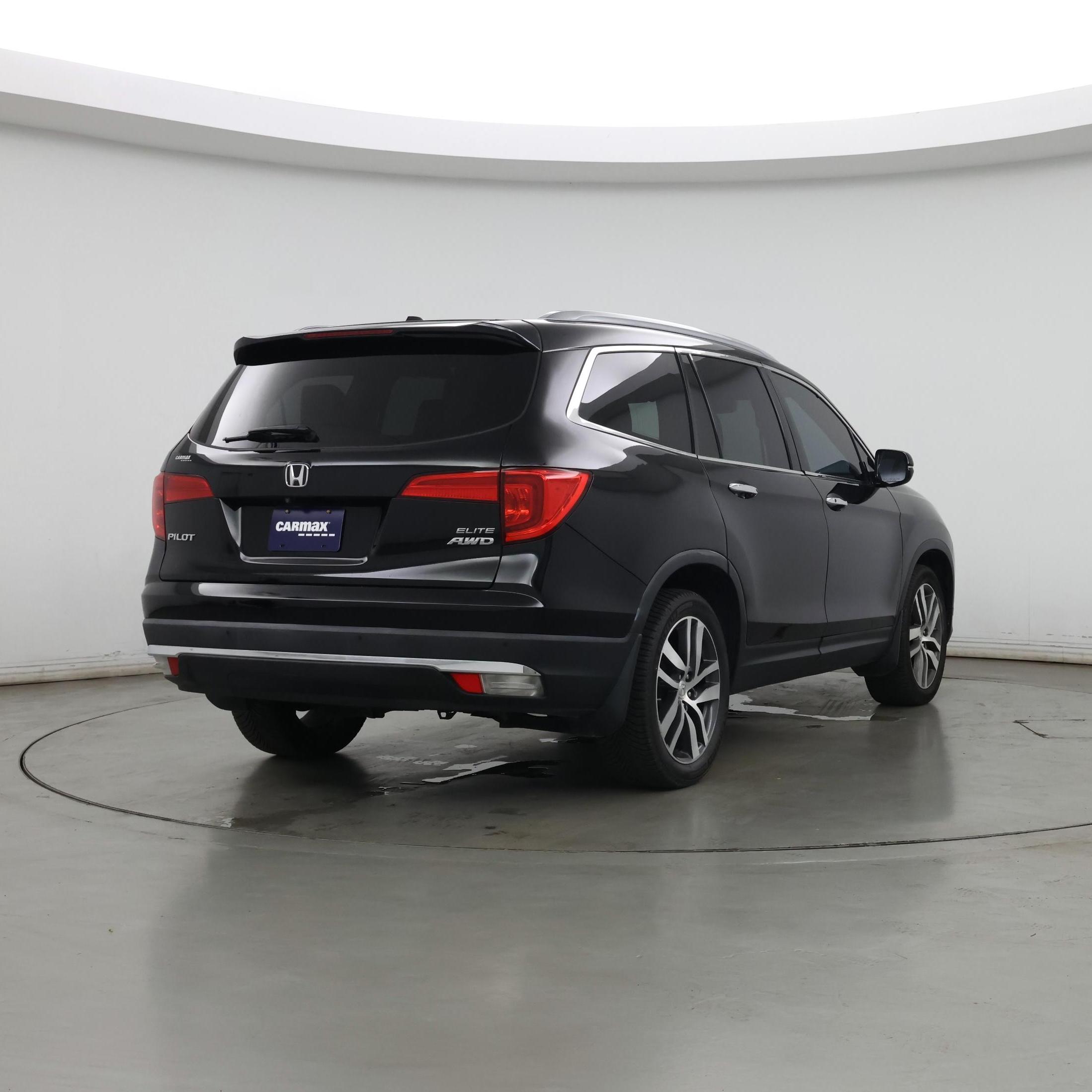 Thumbnail: 2018 Honda Pilot - 8