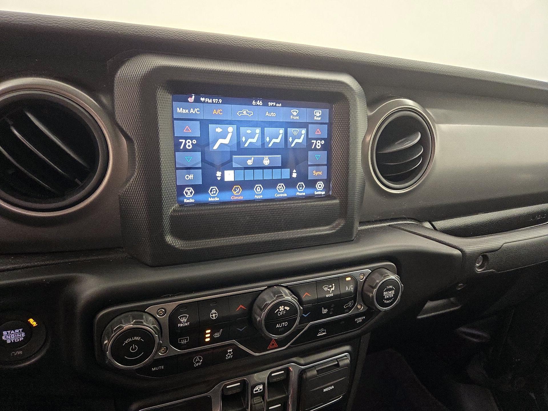 Thumbnail: 2023 Jeep Gladiator - 16