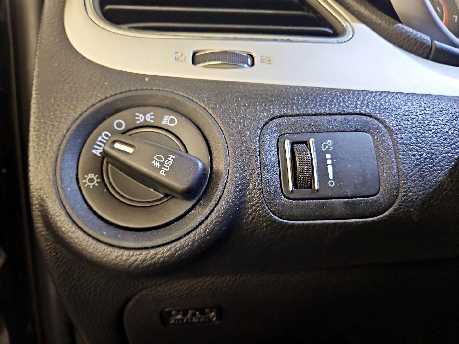 Thumbnail: 2016 Dodge Journey - 13