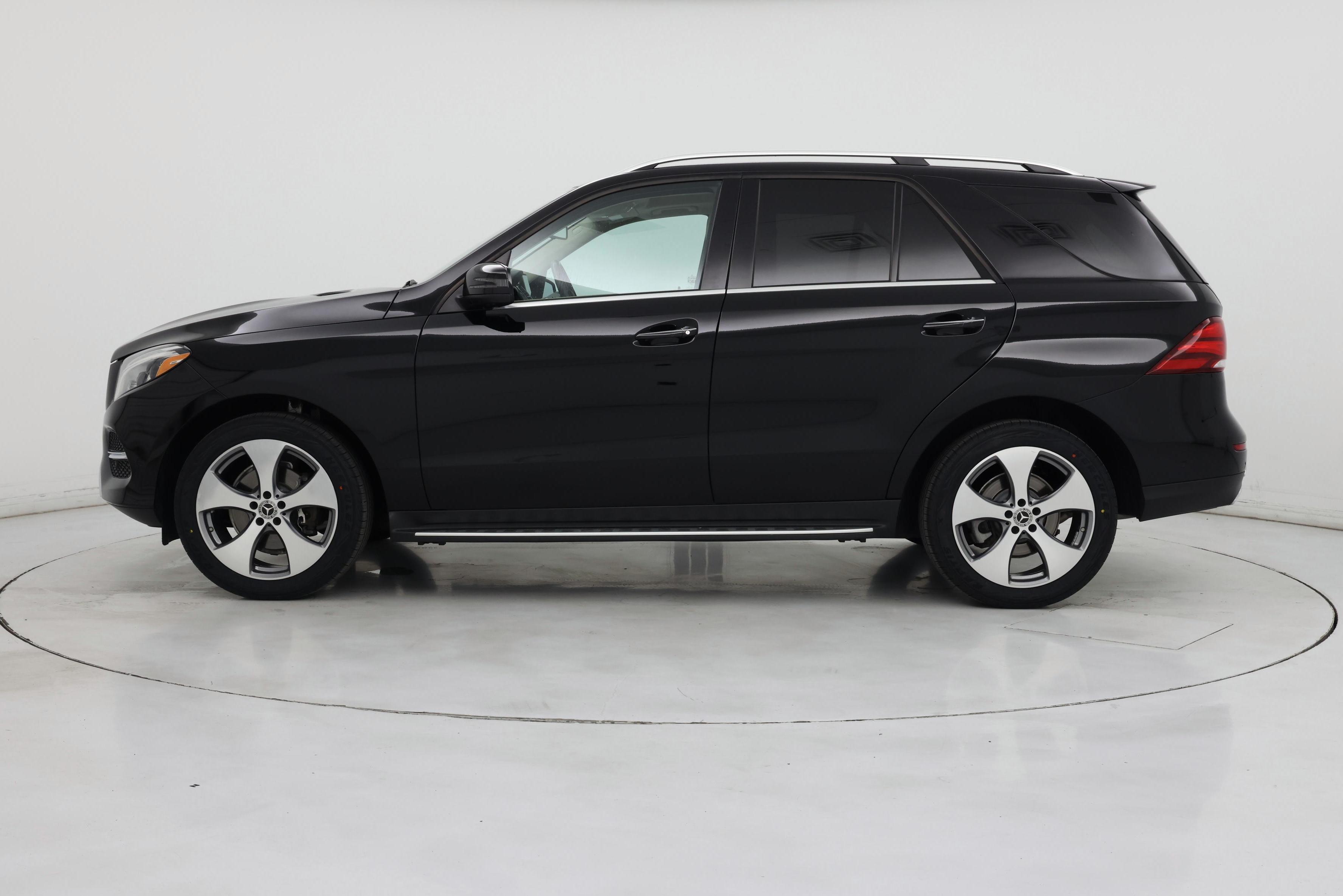 Thumbnail: 2018 Mercedes-Benz GLE - 3