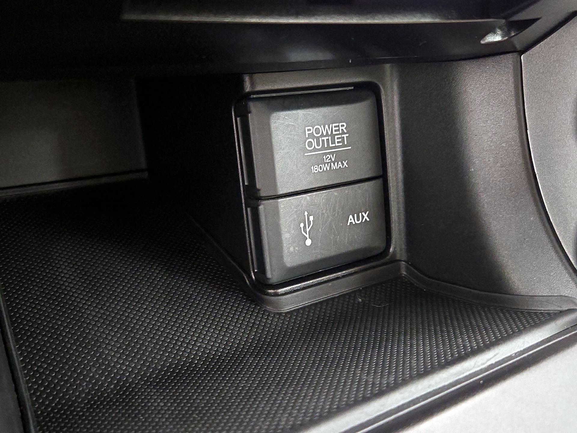 Thumbnail: 2015 Honda Accord - 18