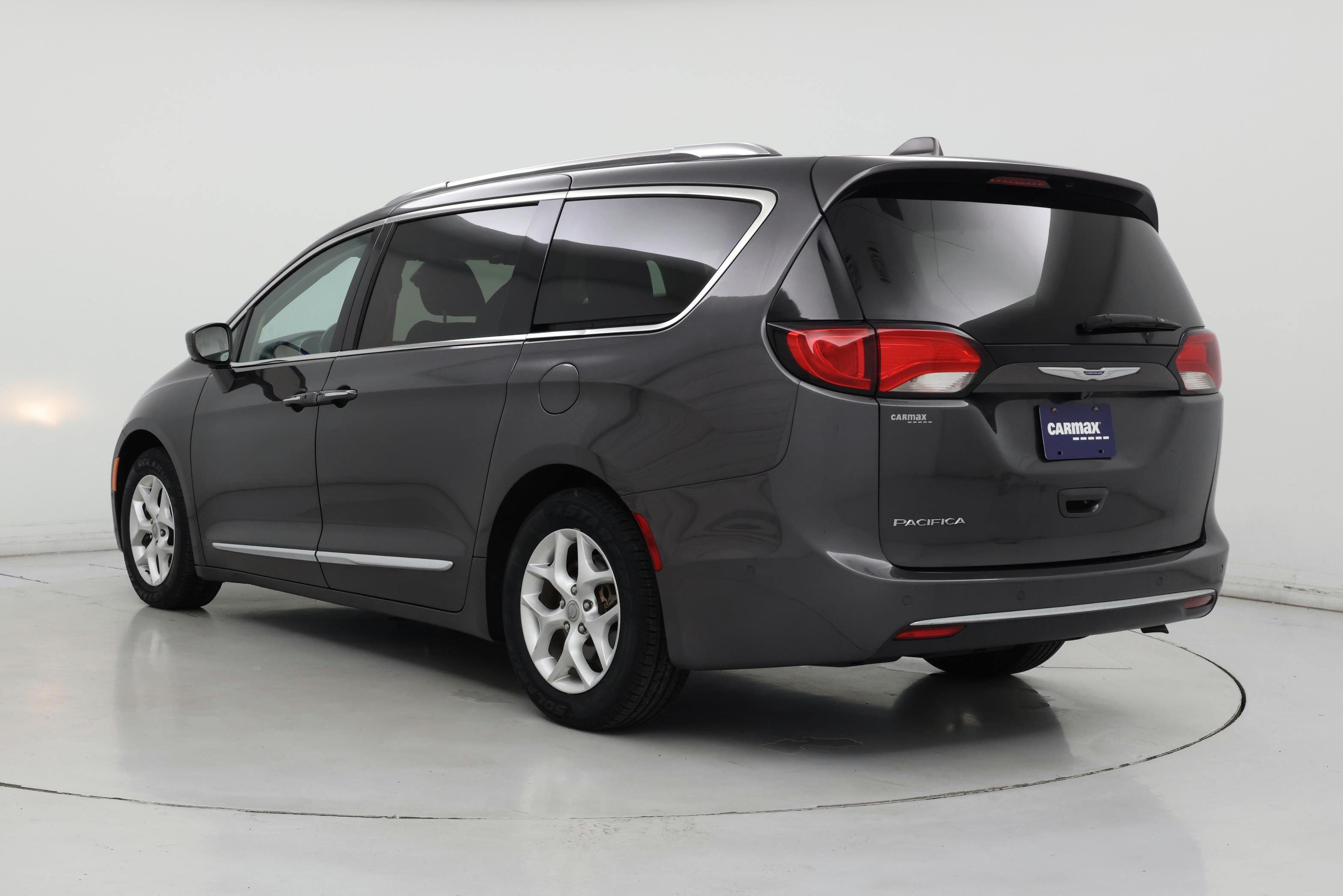 Thumbnail: 2020 Chrysler Pacifica - 2