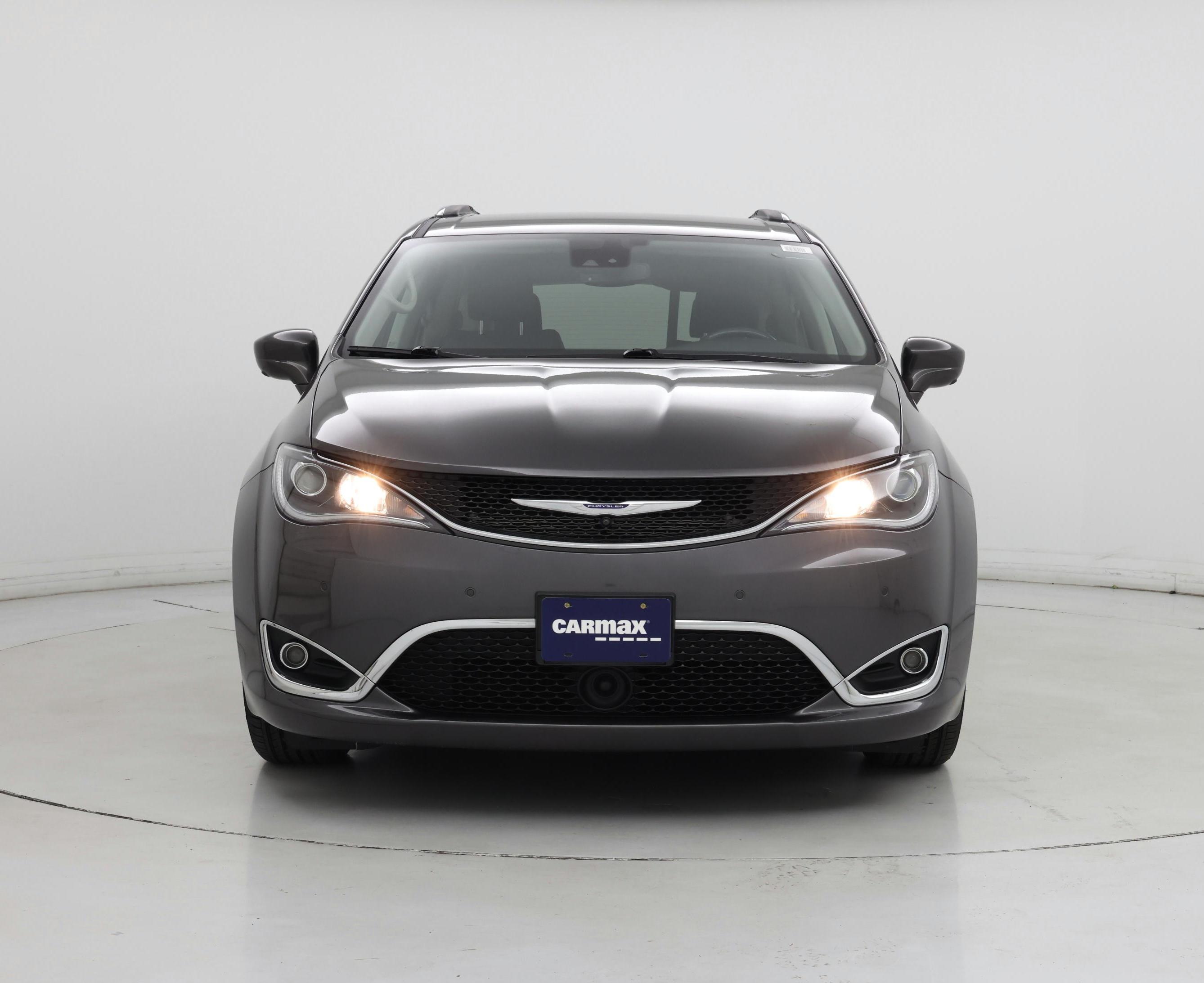 Thumbnail: 2020 Chrysler Pacifica - 5