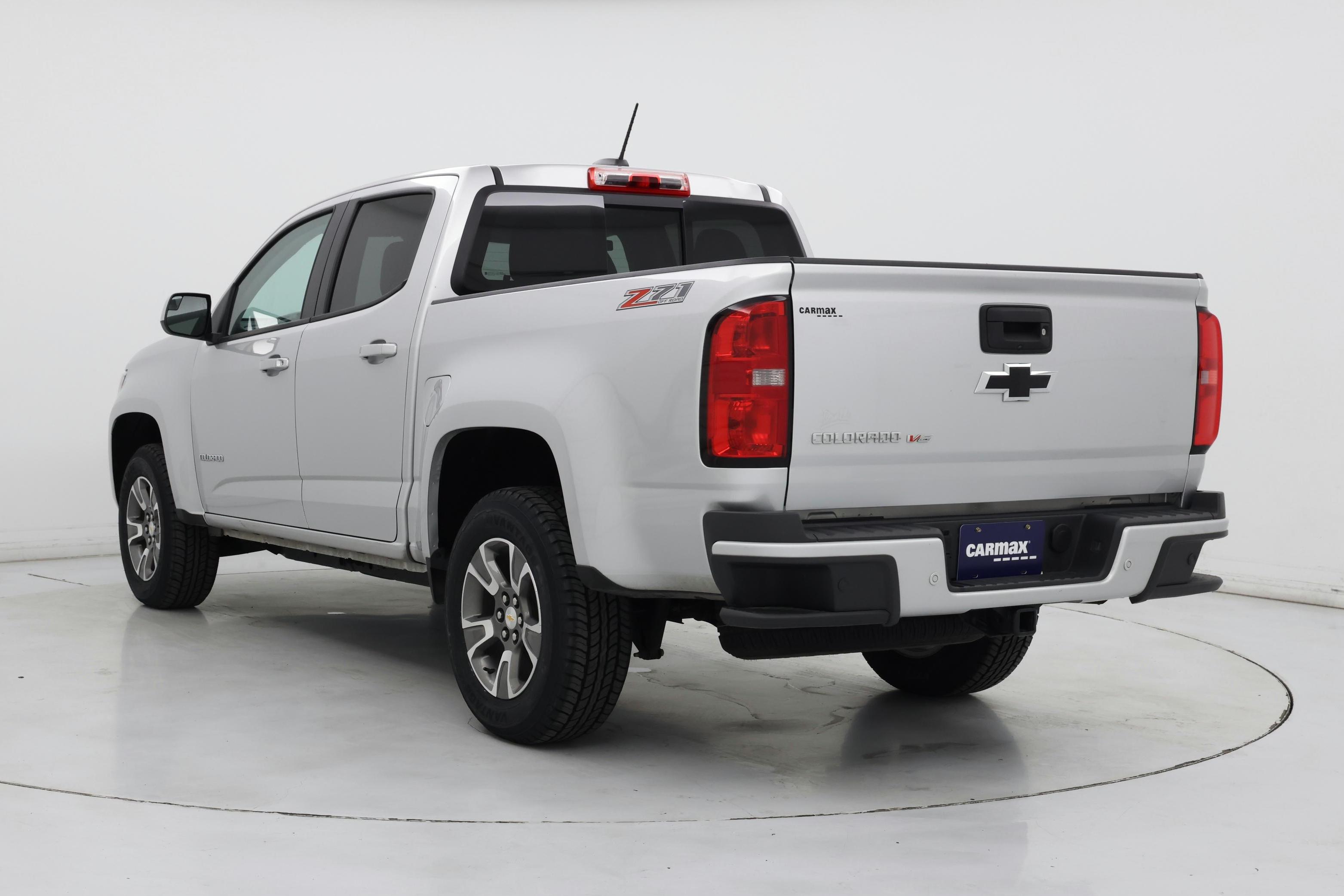 Thumbnail: 2019 Chevrolet Colorado - 2
