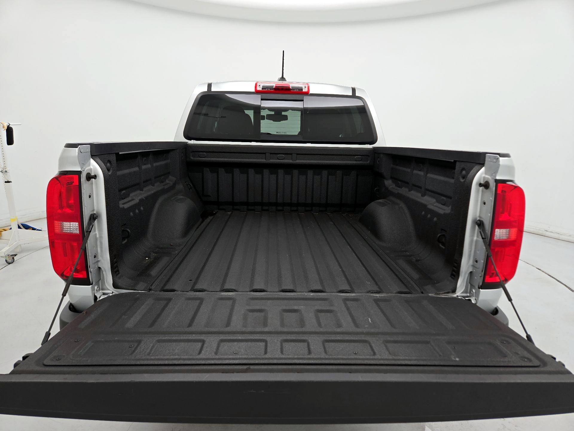 Thumbnail: 2019 Chevrolet Colorado - 20