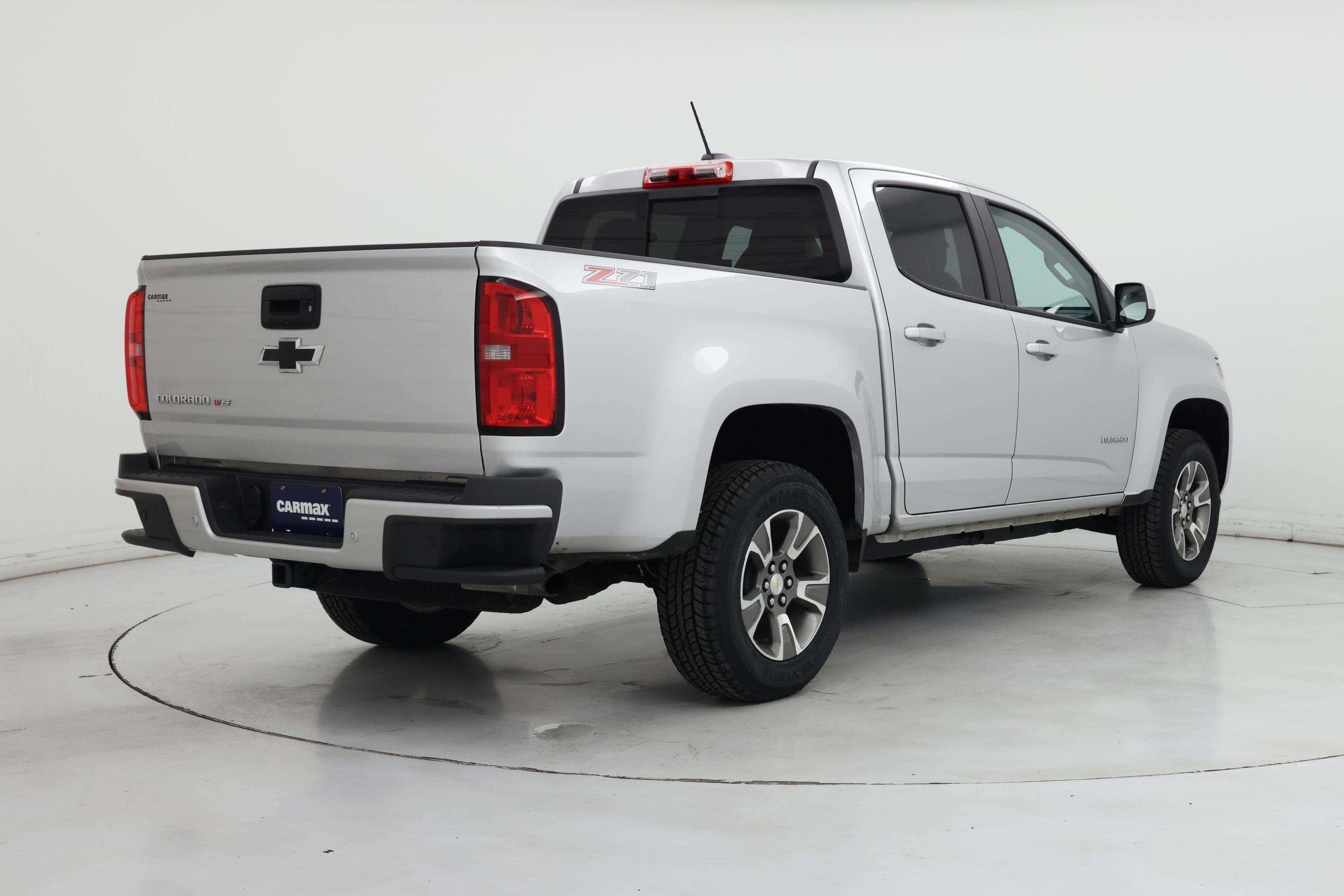 Thumbnail: 2019 Chevrolet Colorado - 8