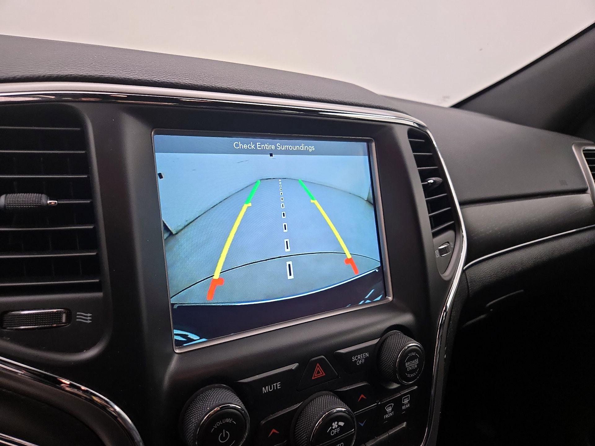 Thumbnail: 2018 Jeep Grand Cherokee - 15