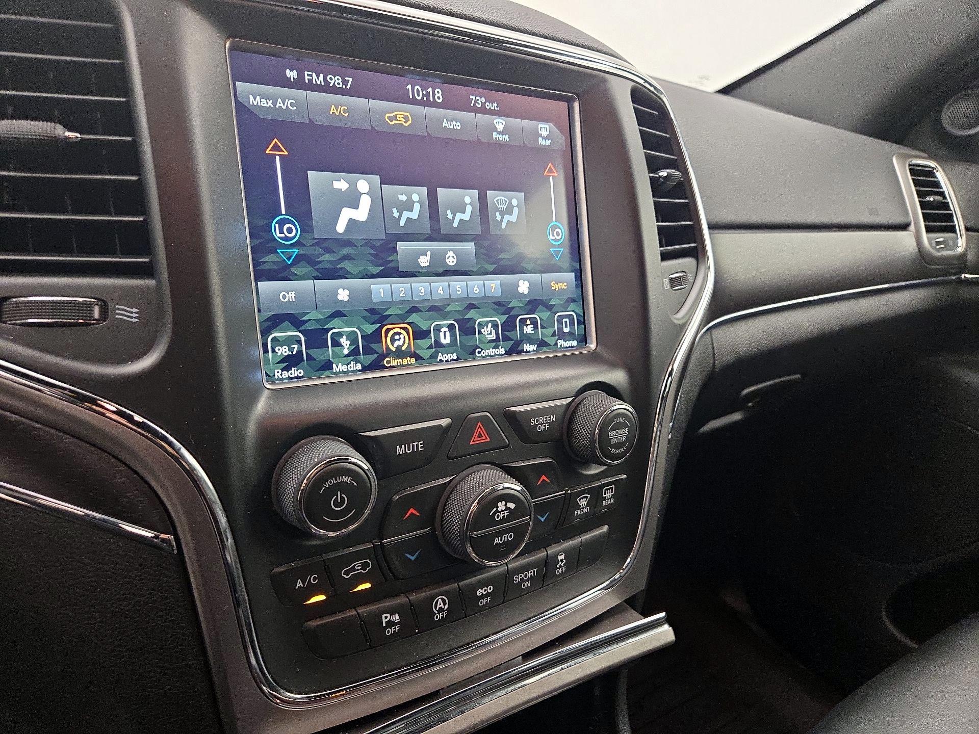 Thumbnail: 2018 Jeep Grand Cherokee - 17
