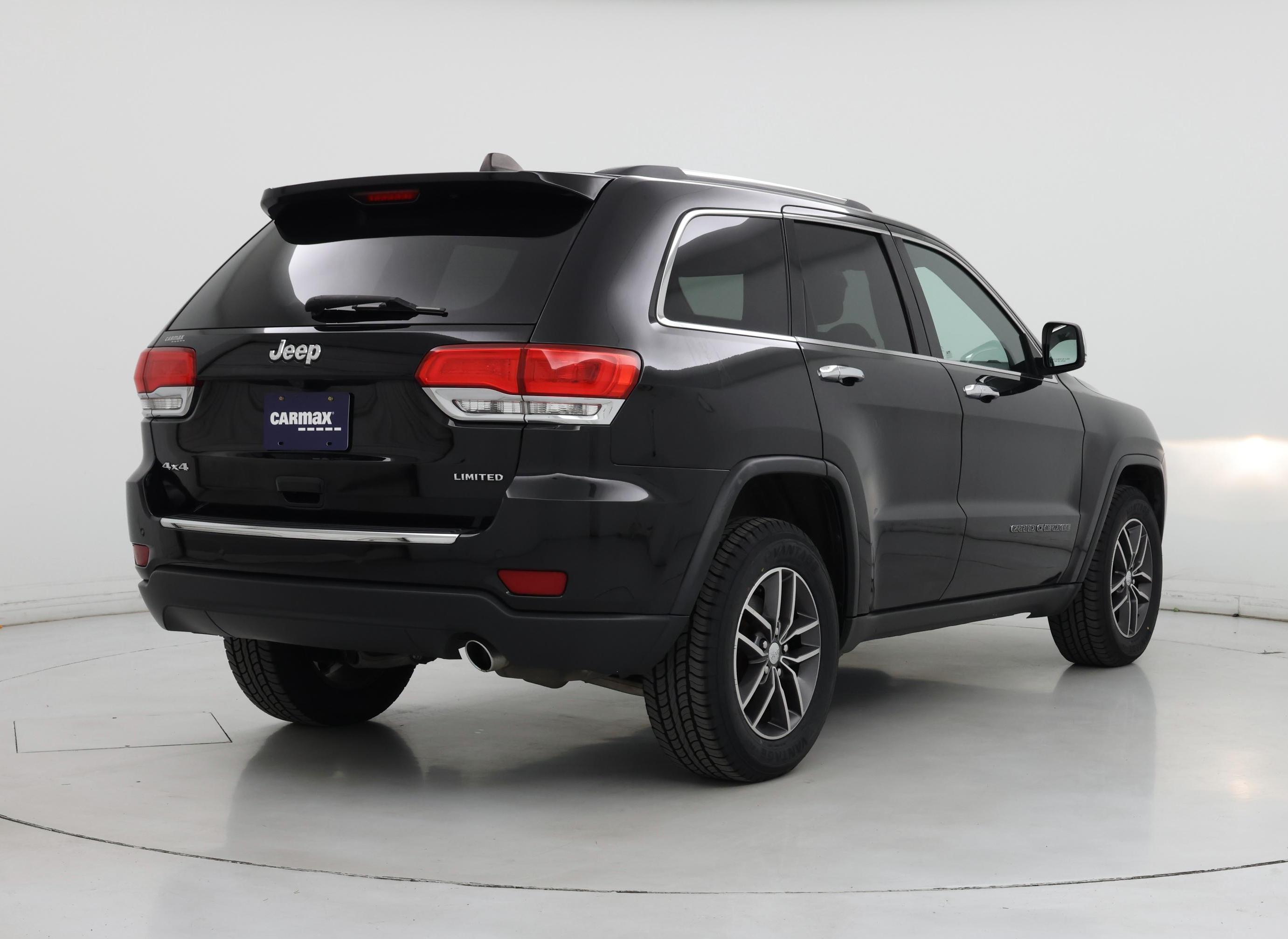 Thumbnail: 2018 Jeep Grand Cherokee - 8