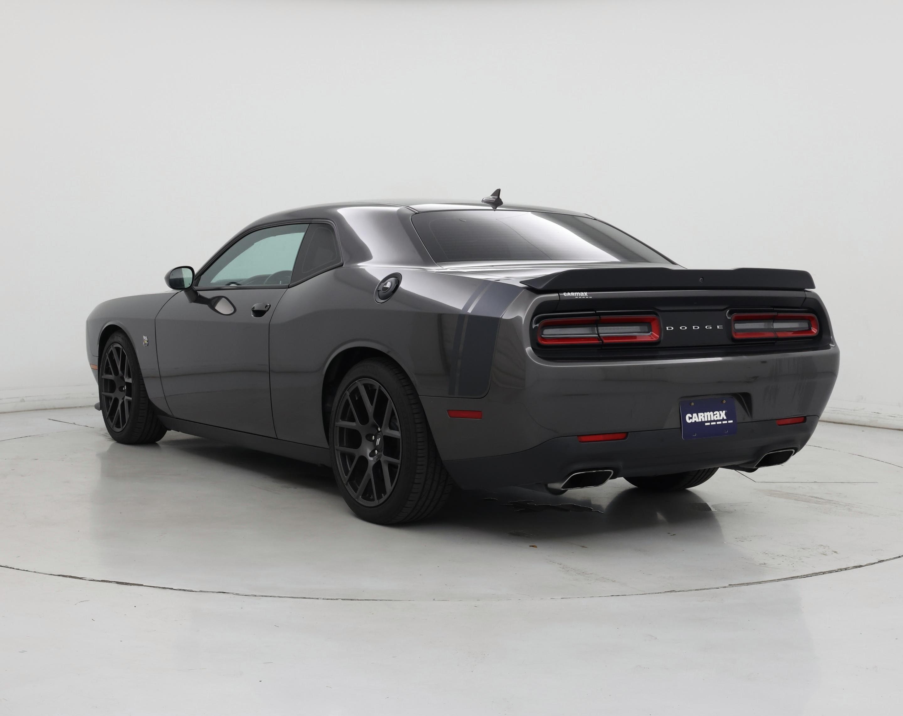 Thumbnail: 2017 Dodge Challenger - 2