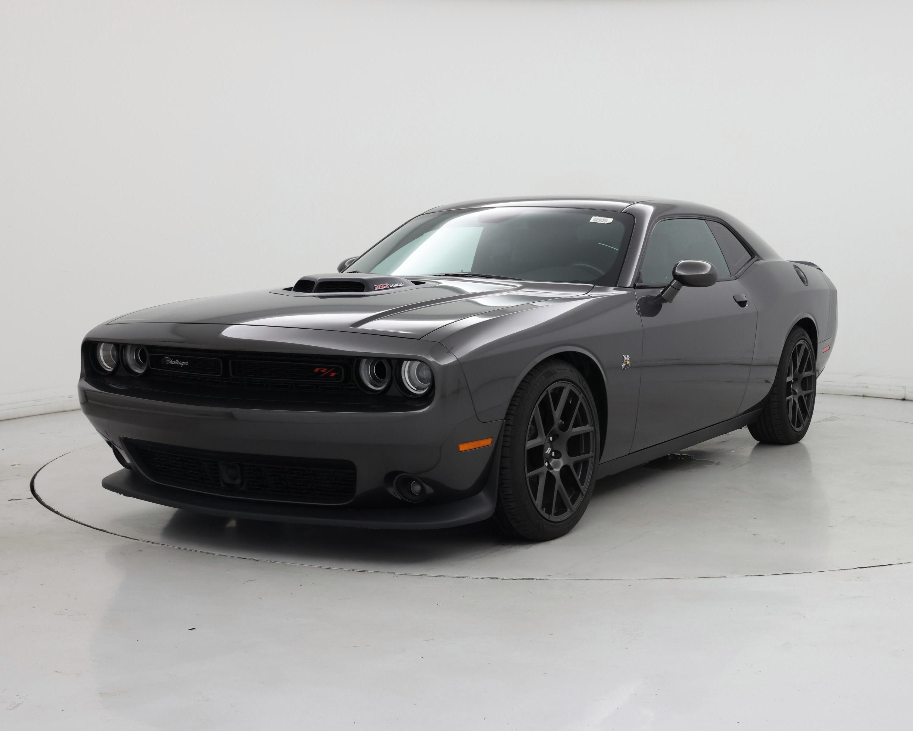 Thumbnail: 2017 Dodge Challenger - 4