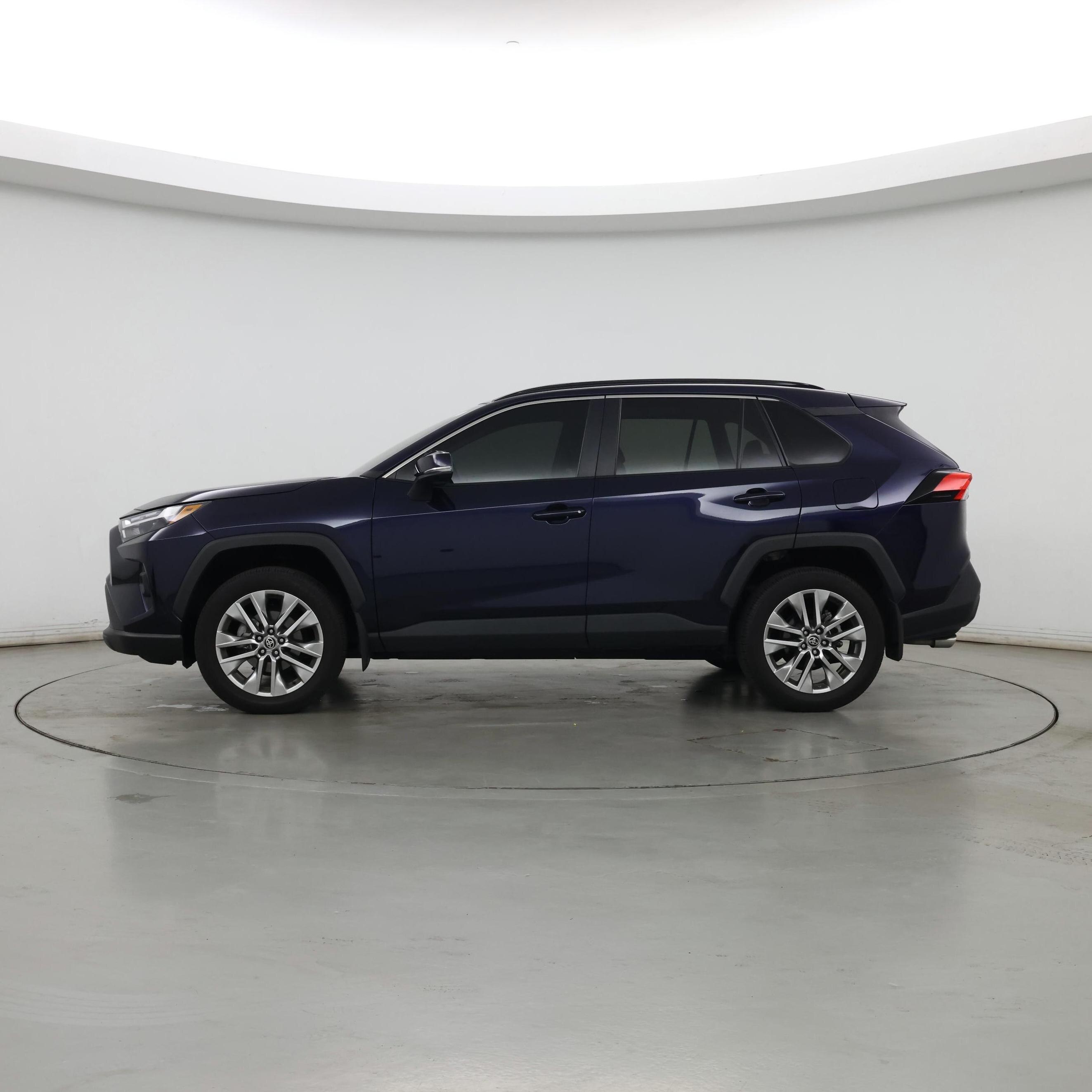 Thumbnail: 2023 Toyota RAV4 - 3