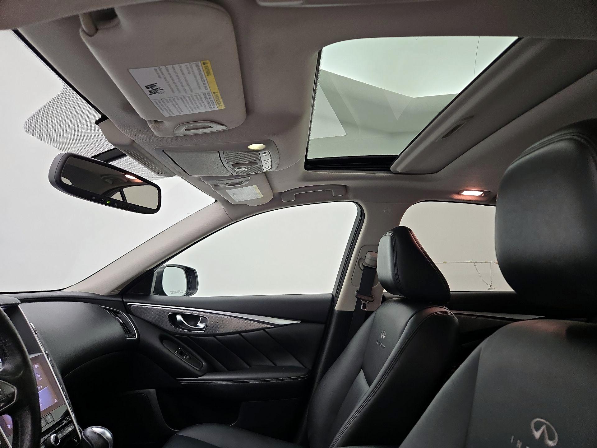 Thumbnail: 2014 INFINITI Q50 - 20