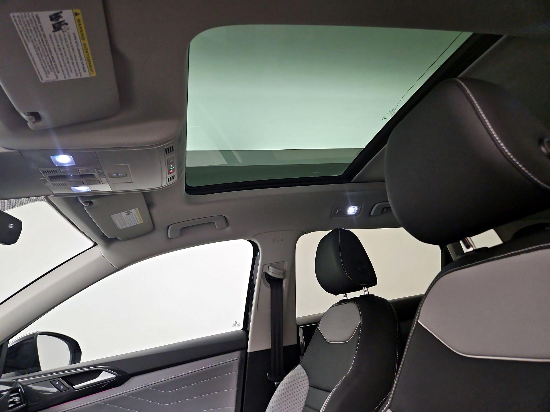 Thumbnail: 2024 Volkswagen Taos - 20