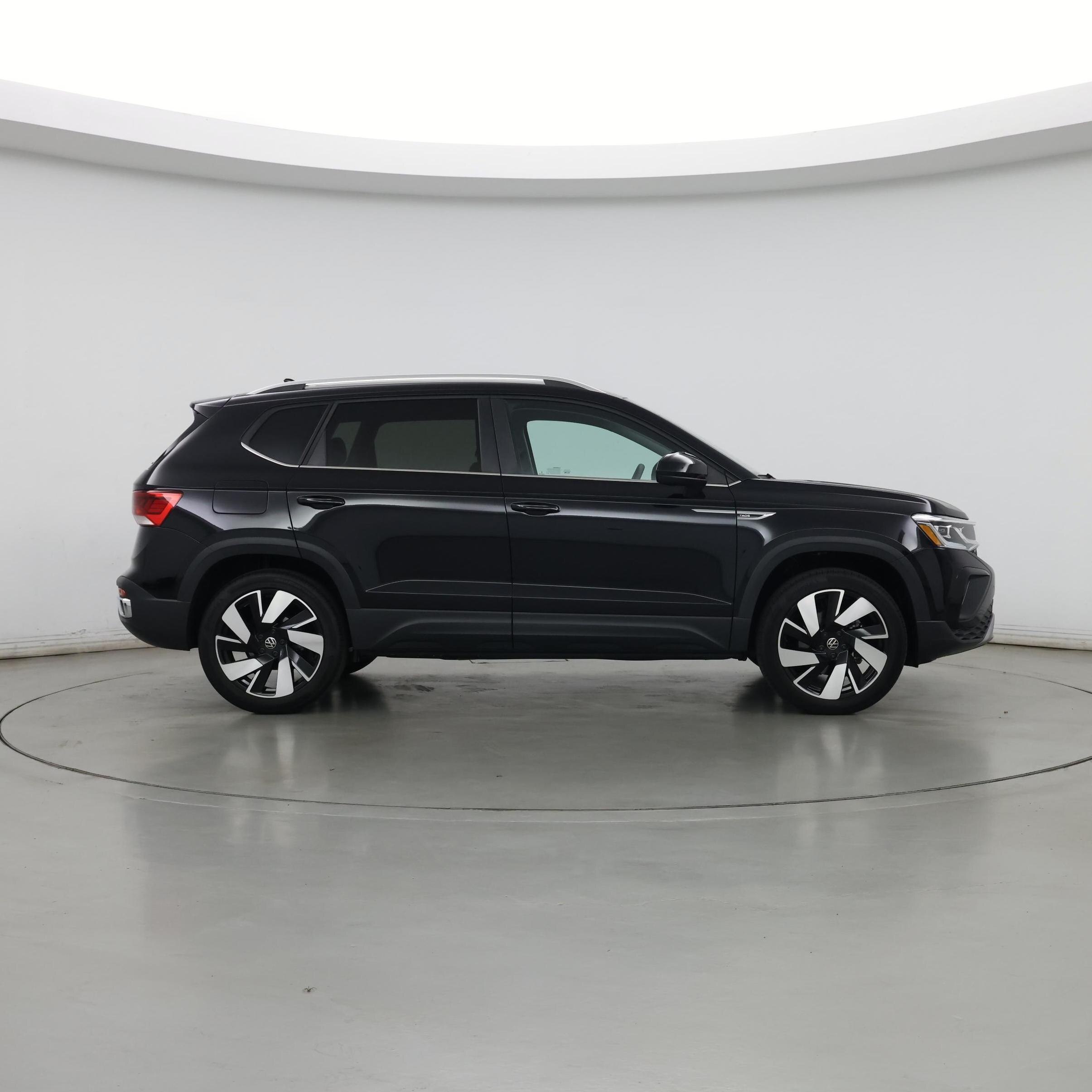 Thumbnail: 2024 Volkswagen Taos - 7